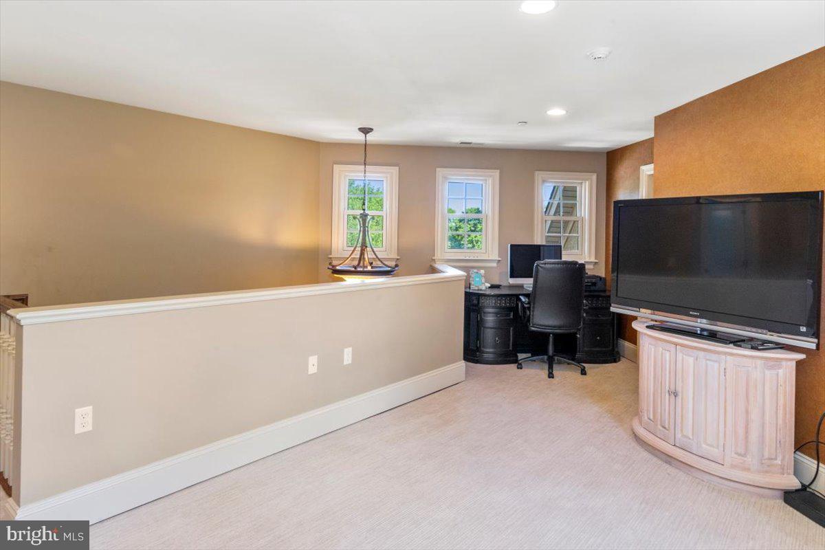 STONEYMEAD - Residential