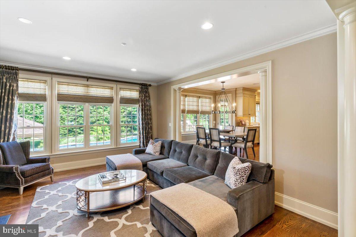 STONEYMEAD - Residential