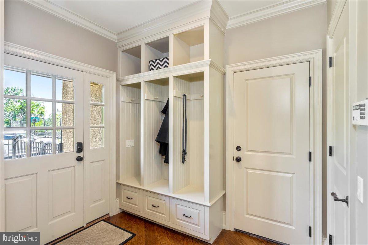 STONEYMEAD - Residential