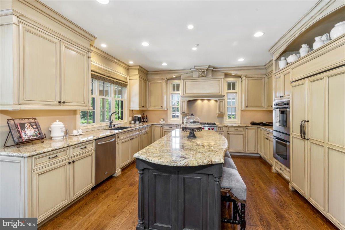 STONEYMEAD - Residential