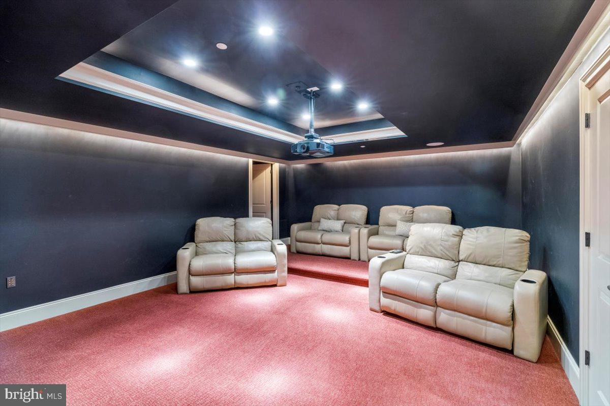 STONEYMEAD - Residential