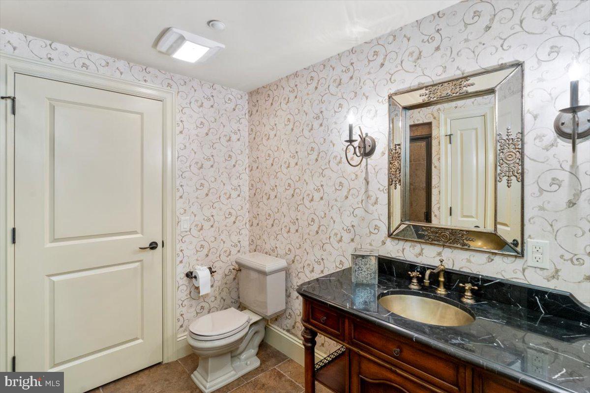 STONEYMEAD - Residential