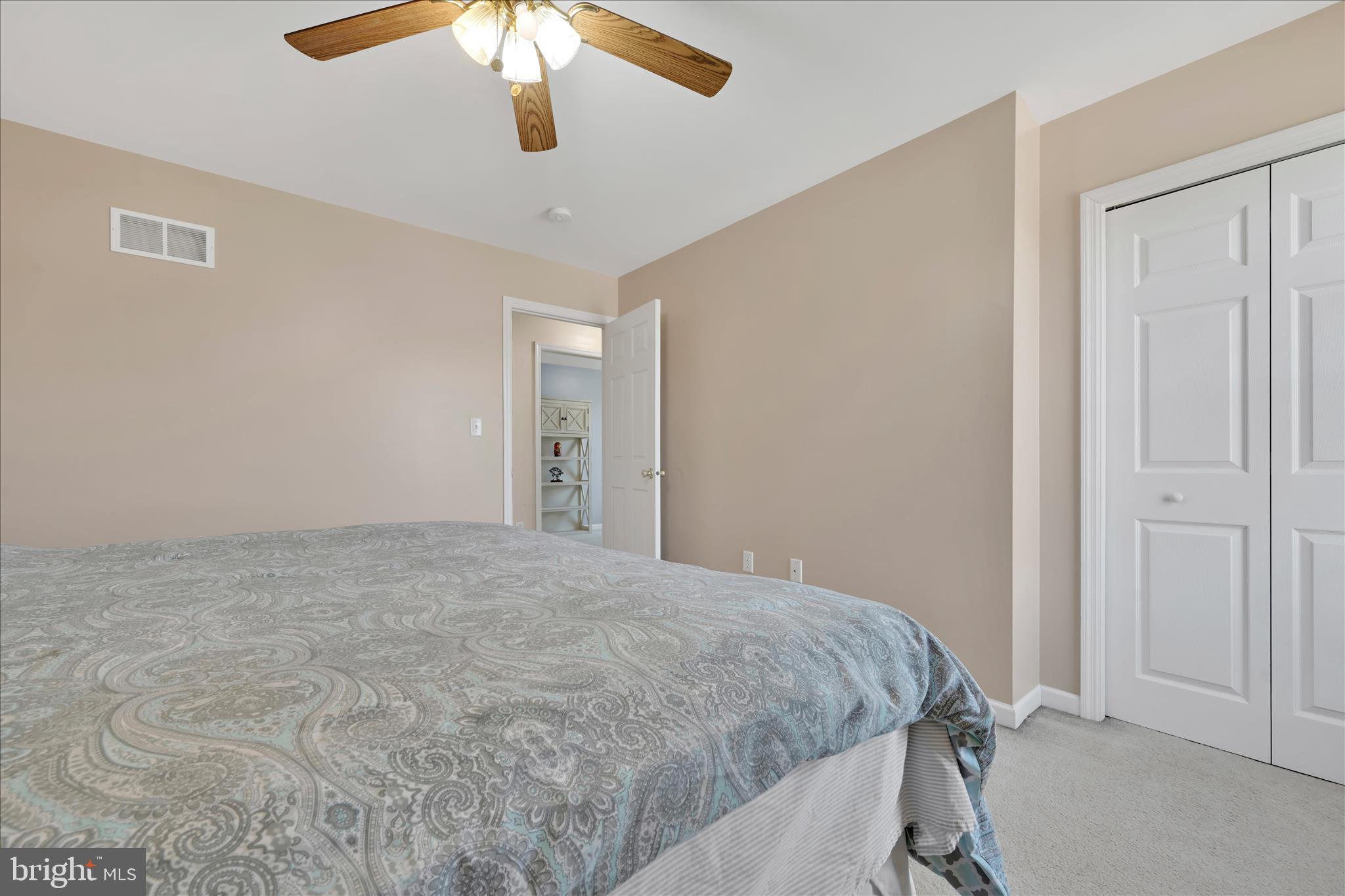 ROSEDALE - Residential