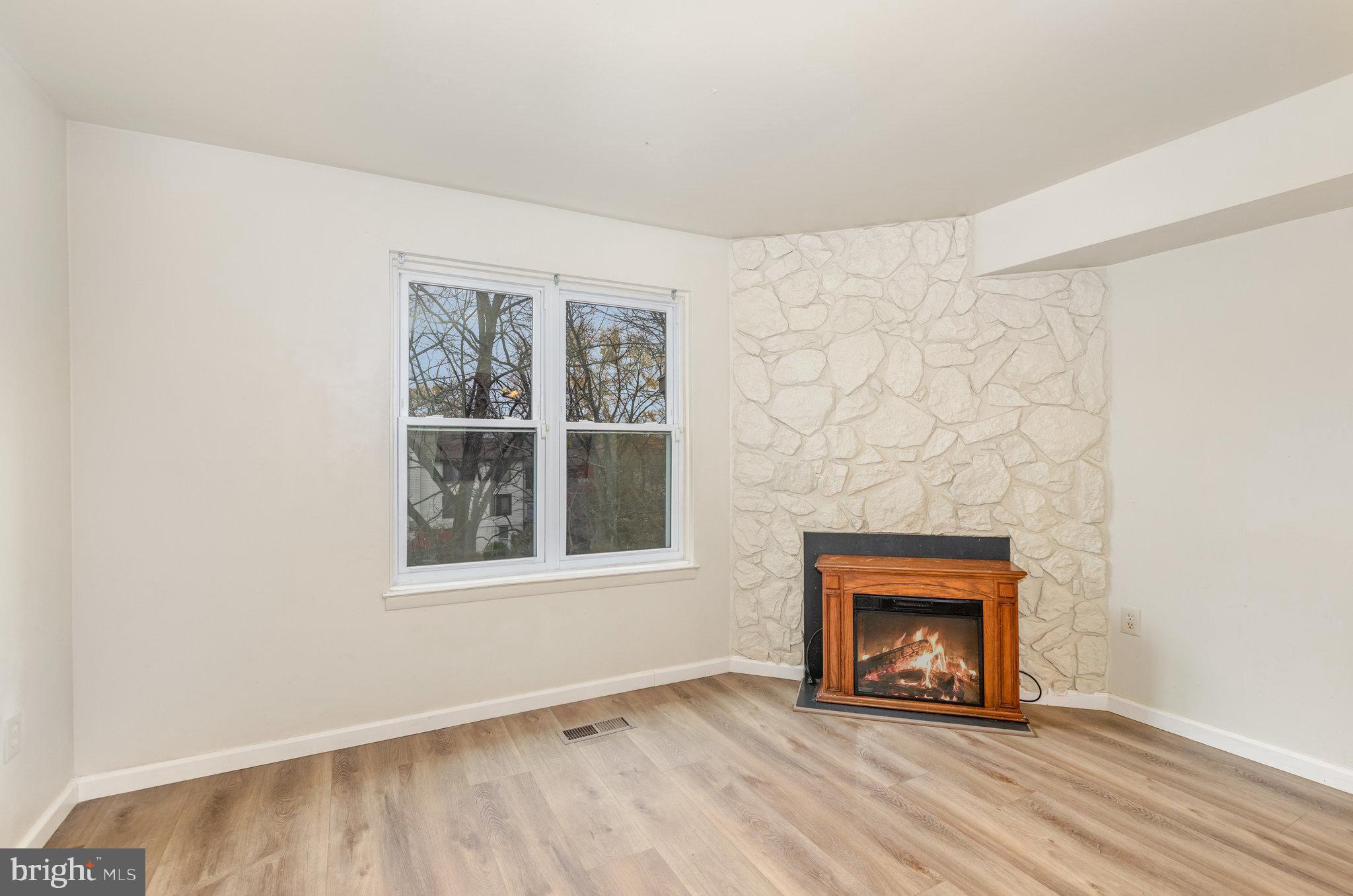 PAXTON CROSSING - Residential