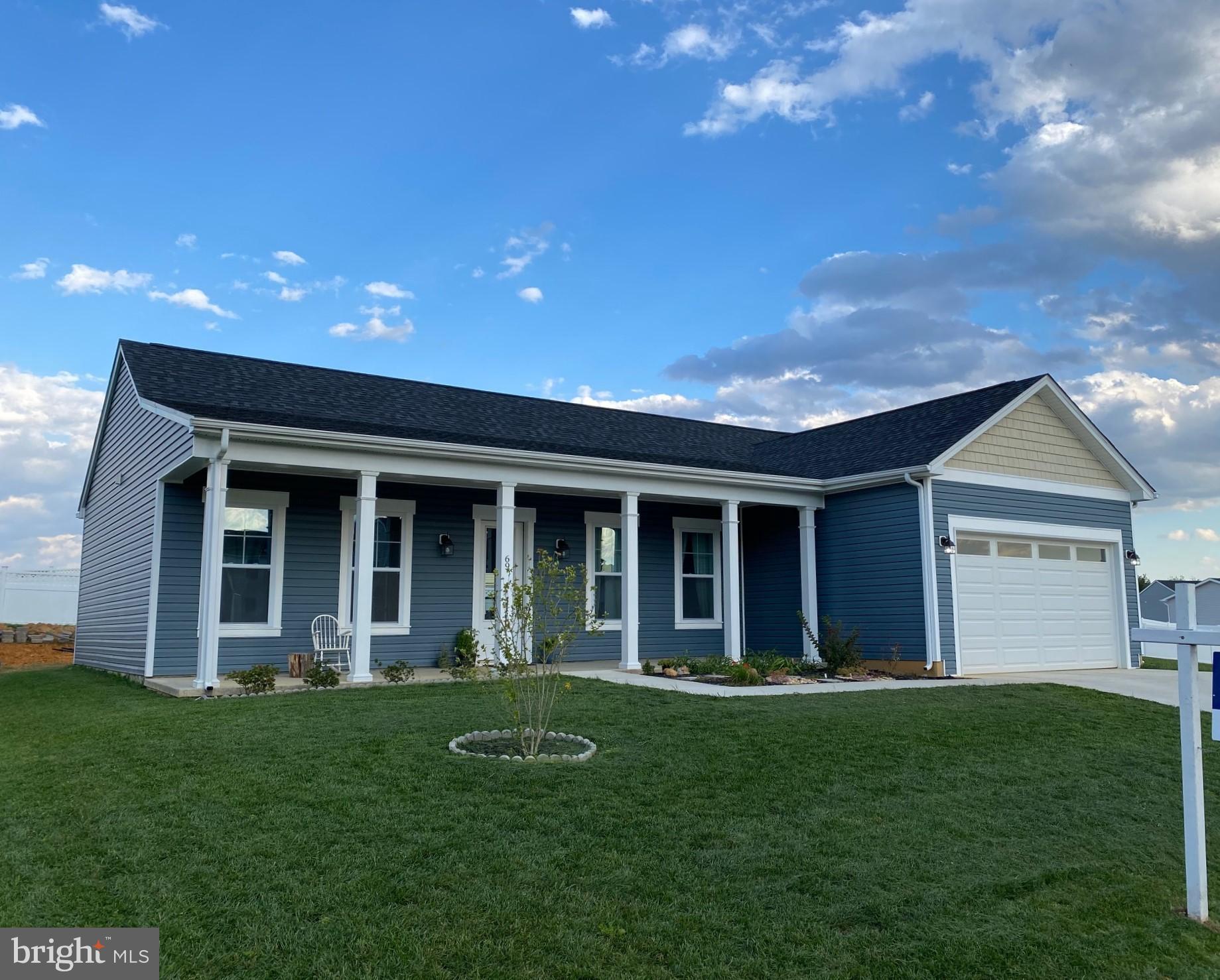 FORT HILL FARMS - Residential