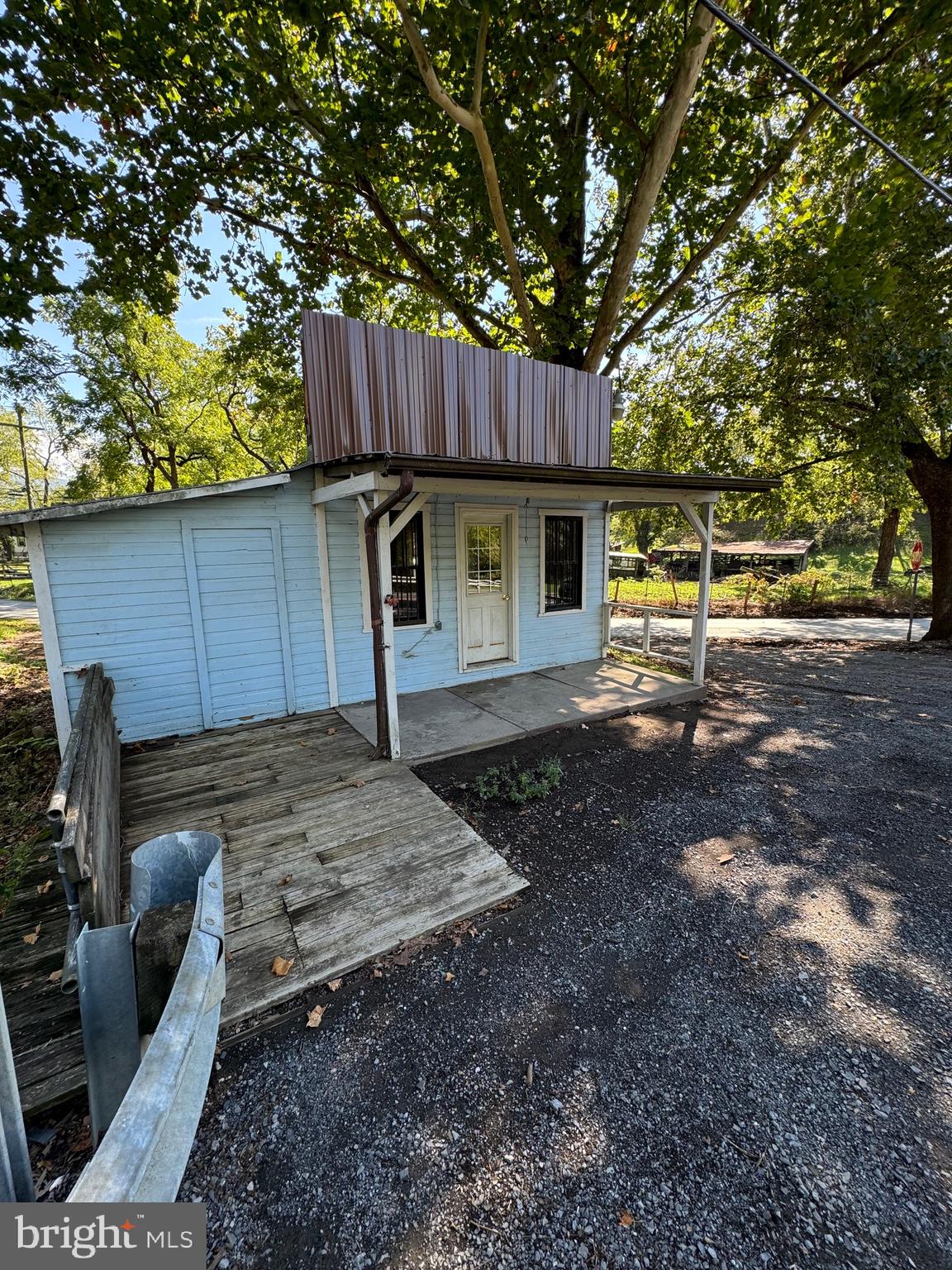 NONE AVAILABLE - Land