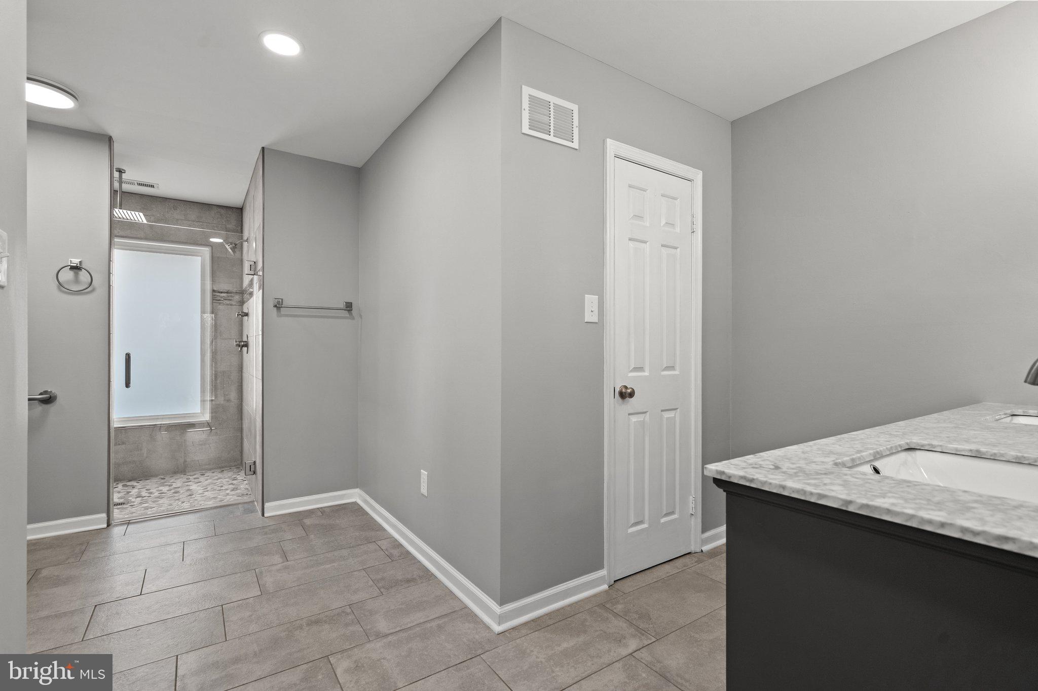 OWENS WOOD - Residential