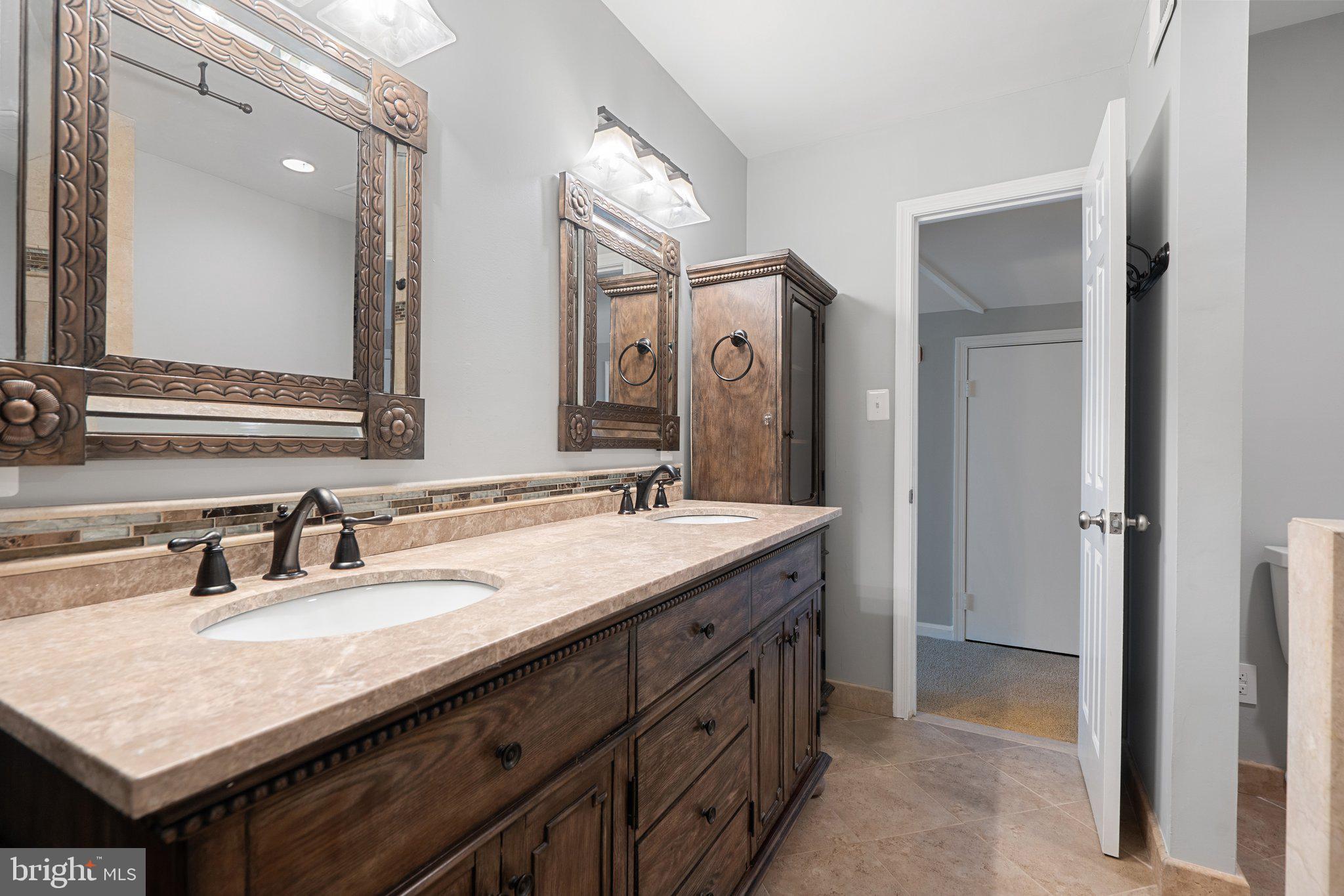 OWENS WOOD - Residential