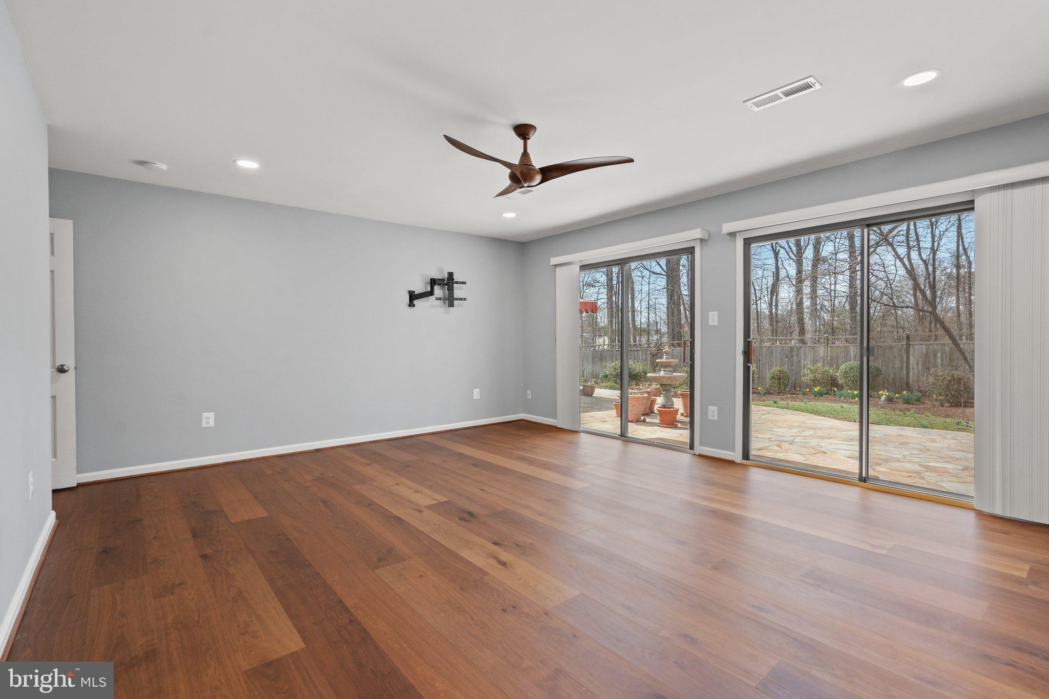 OWENS WOOD - Residential