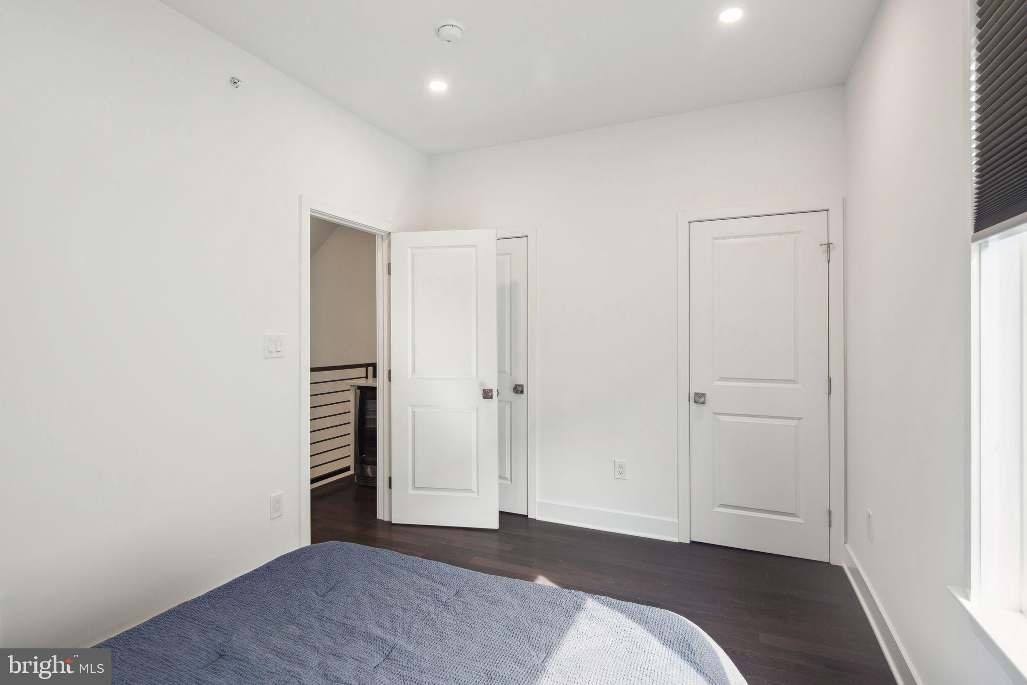 POINT BREEZE - Residential Lease