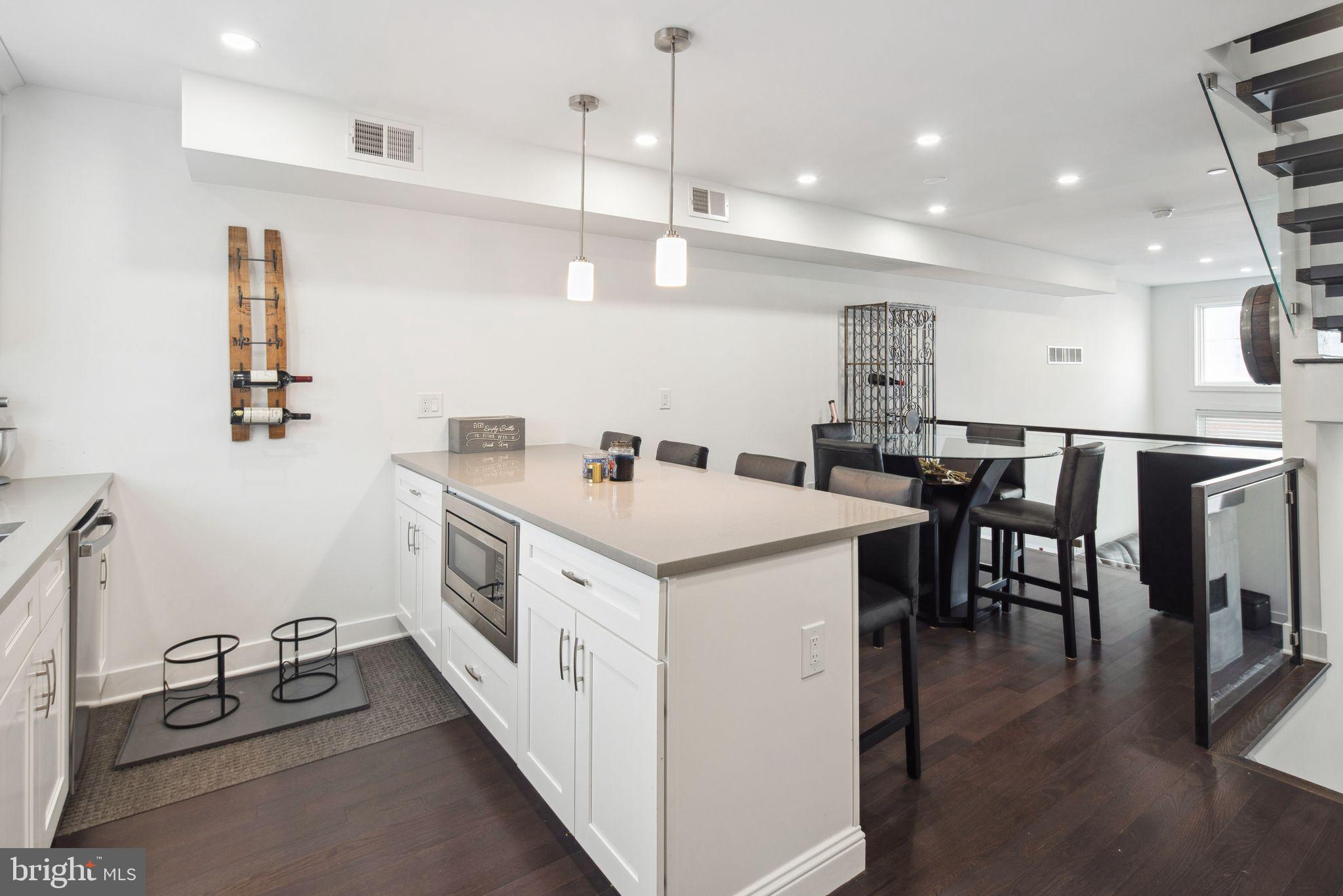 POINT BREEZE - Residential Lease