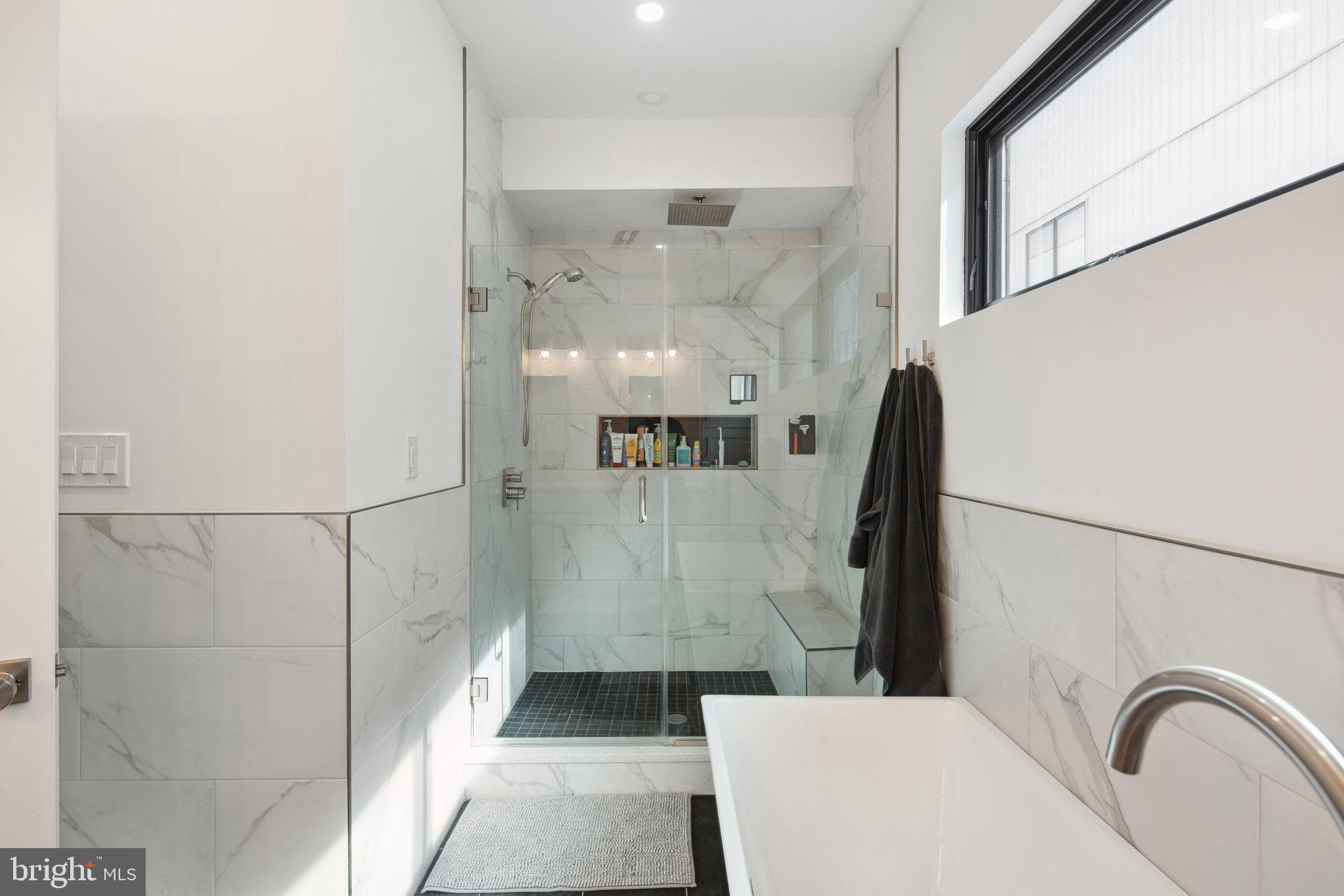 POINT BREEZE - Residential Lease