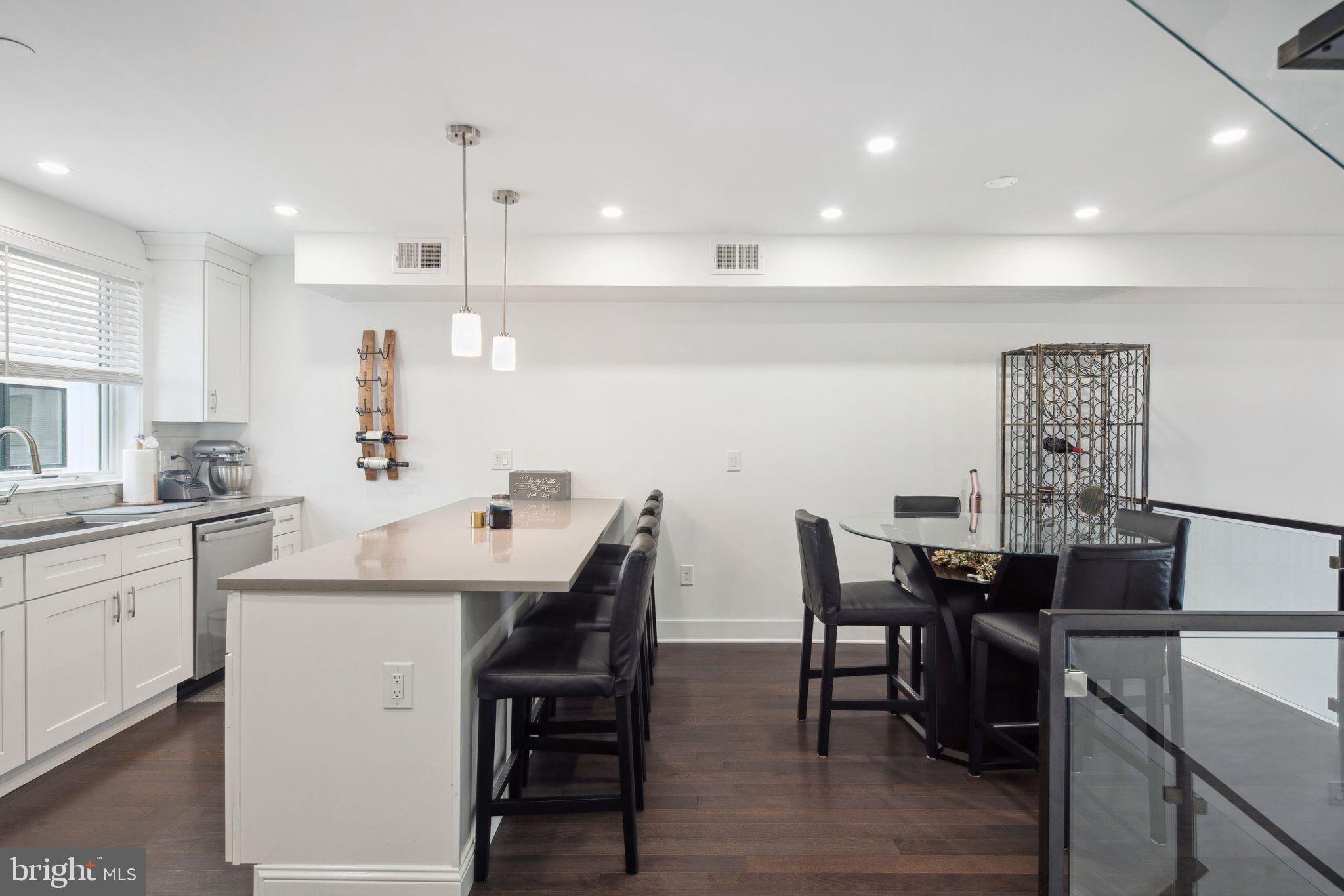 POINT BREEZE - Residential Lease