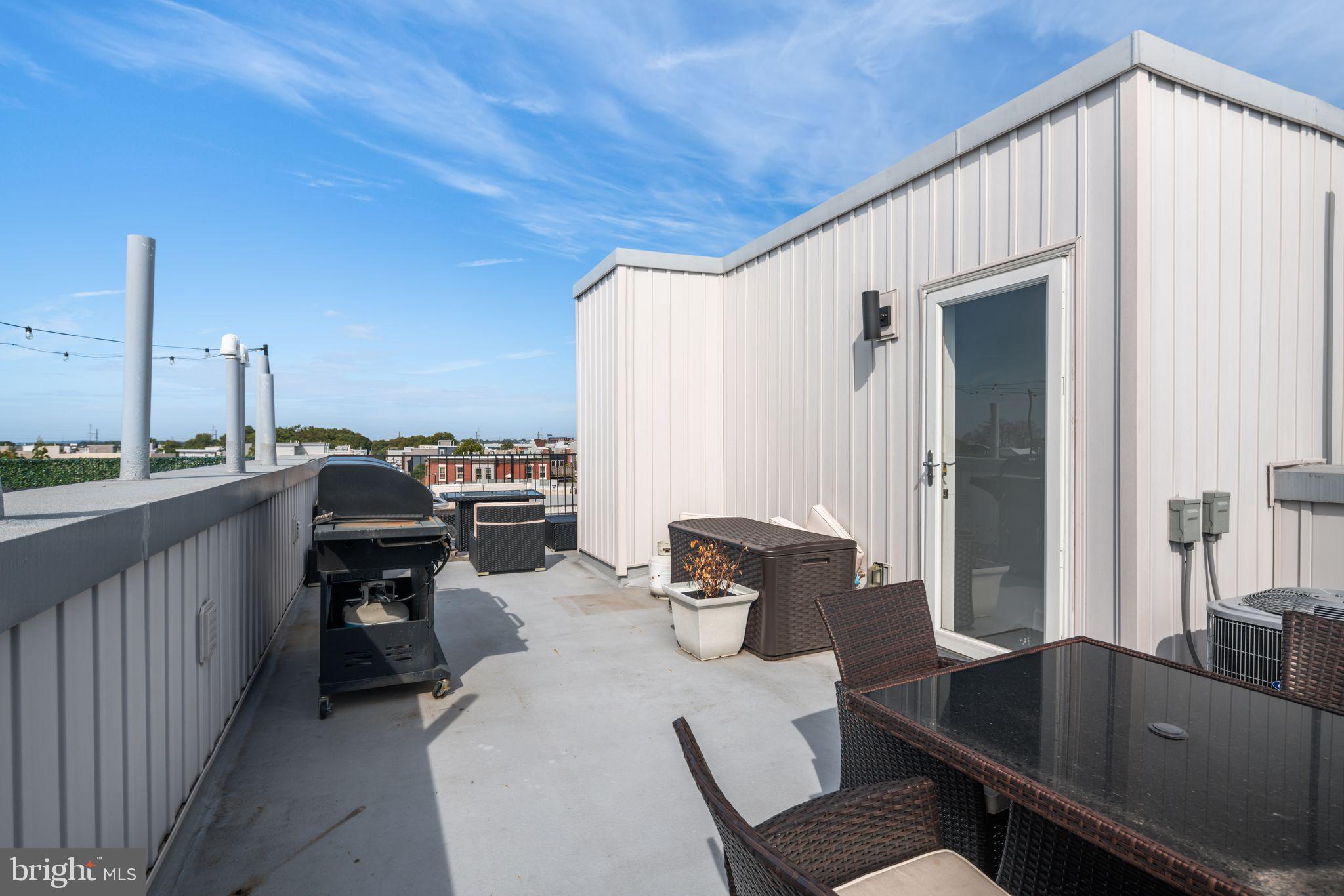 POINT BREEZE - Residential Lease