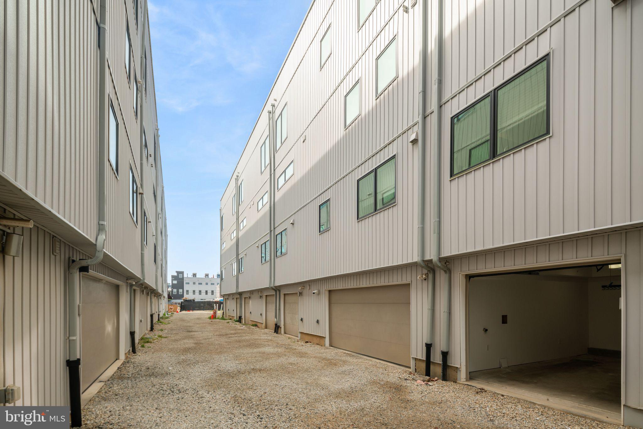 POINT BREEZE - Residential Lease