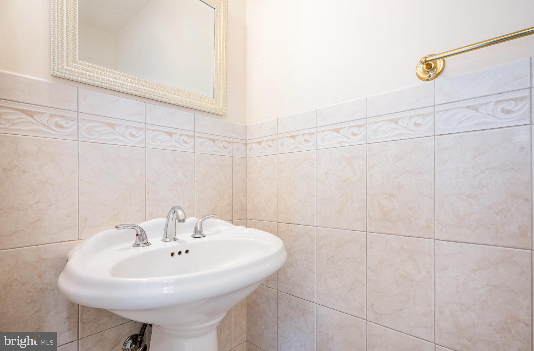 HIDDEN SPRING - Residential