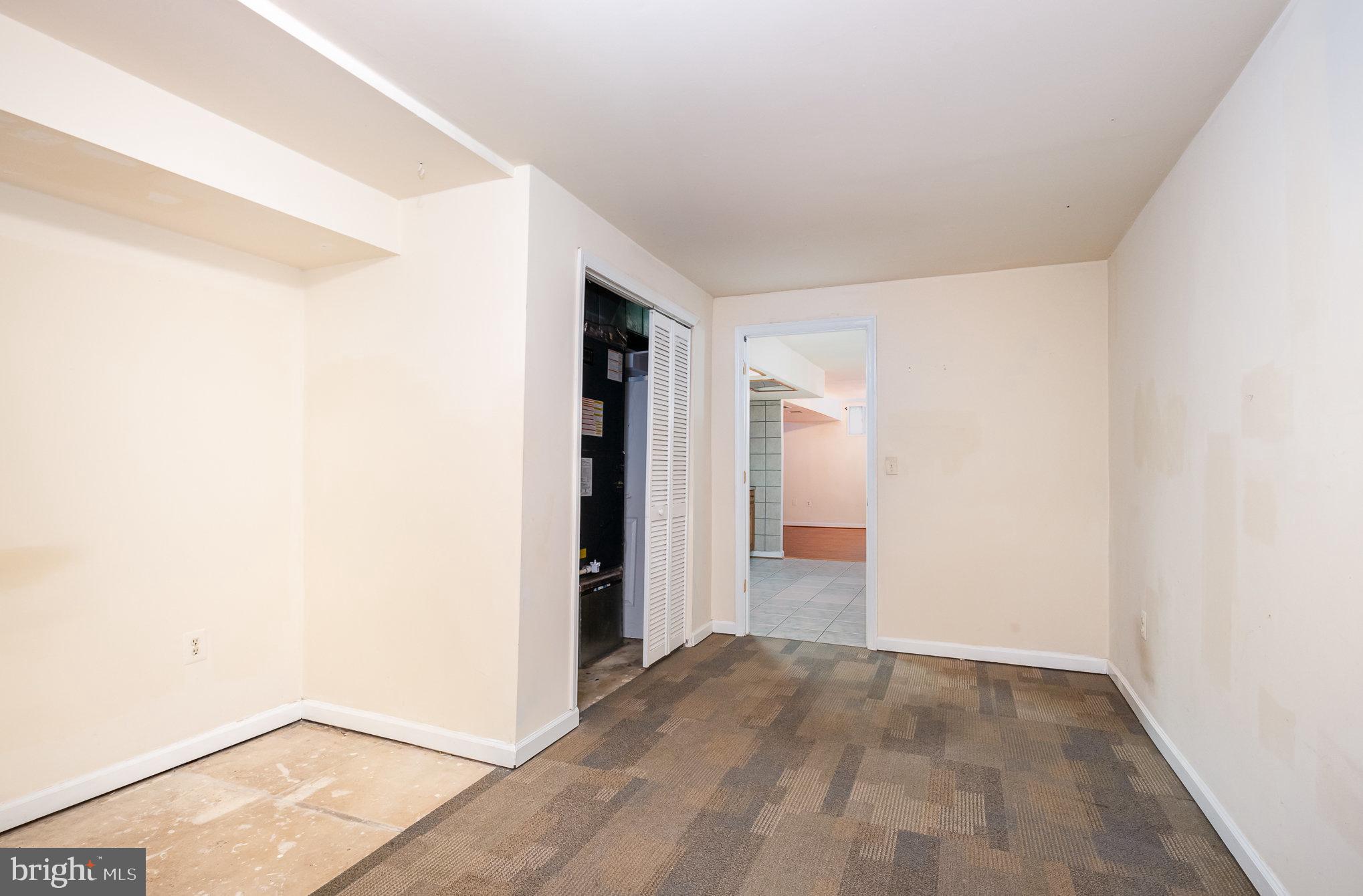 HIDDEN SPRING - Residential