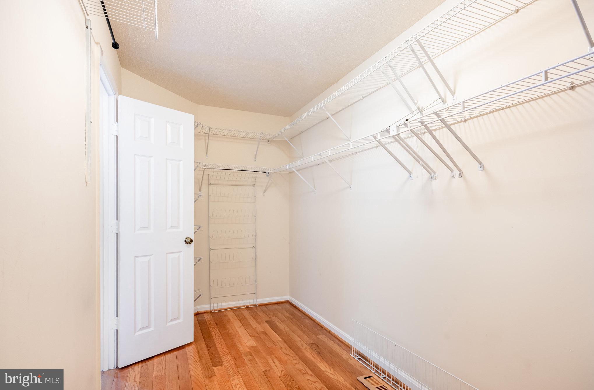 HIDDEN SPRING - Residential