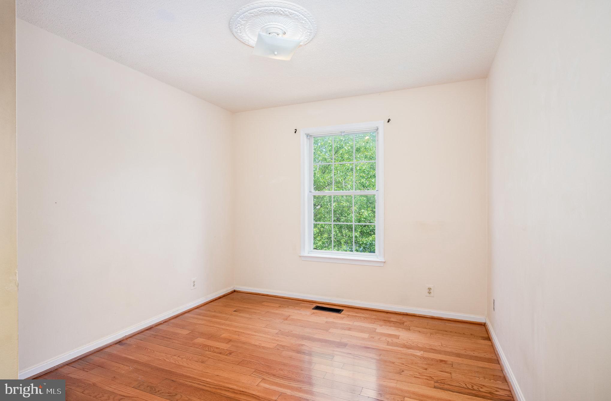 HIDDEN SPRING - Residential