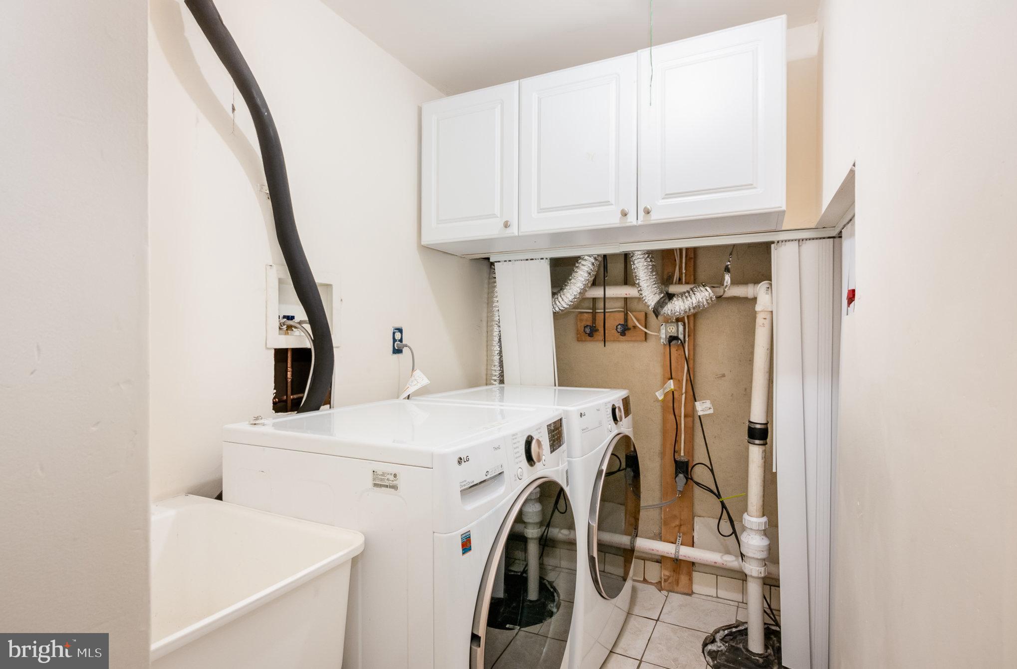 HIDDEN SPRING - Residential