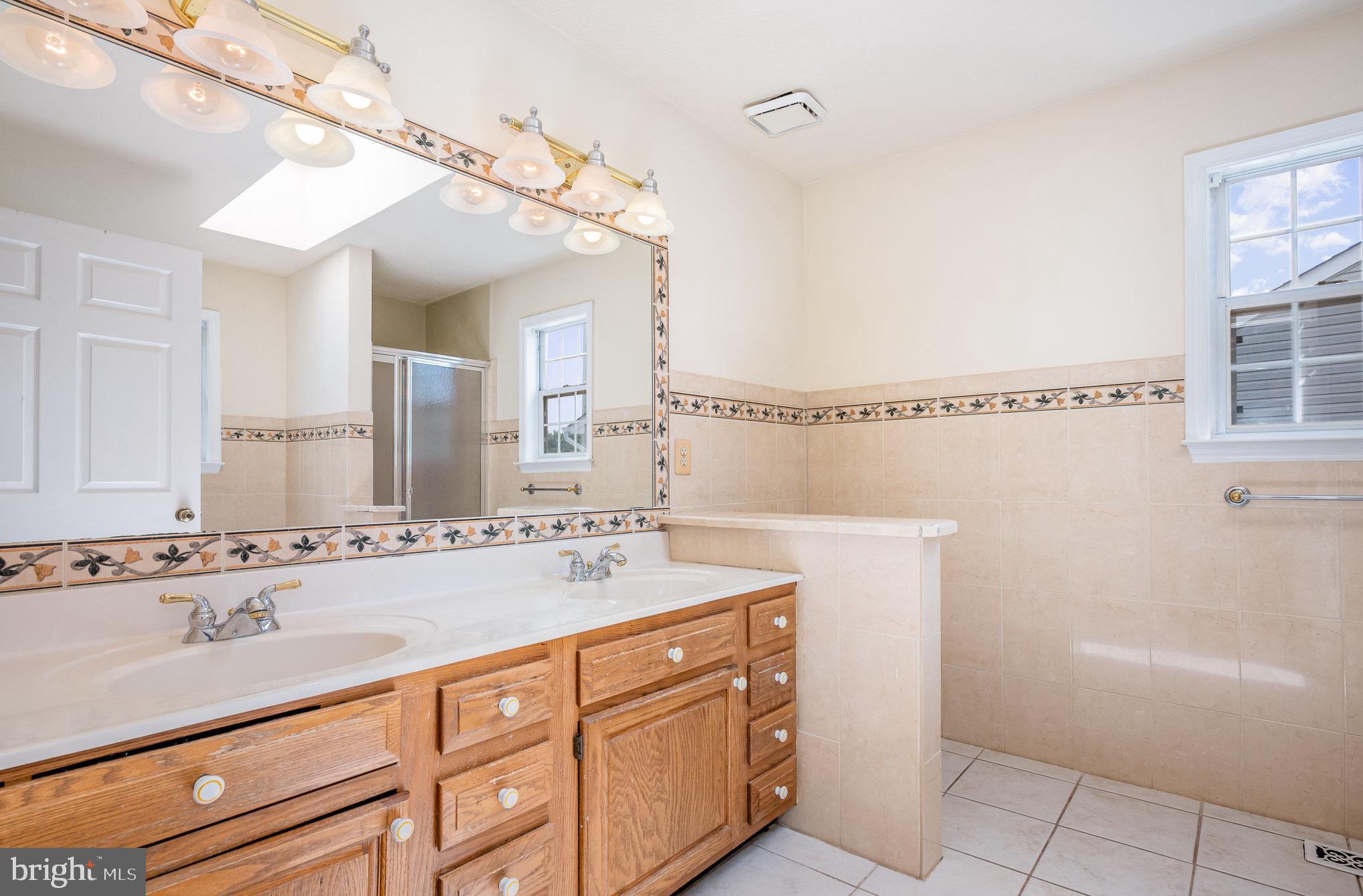 HIDDEN SPRING - Residential