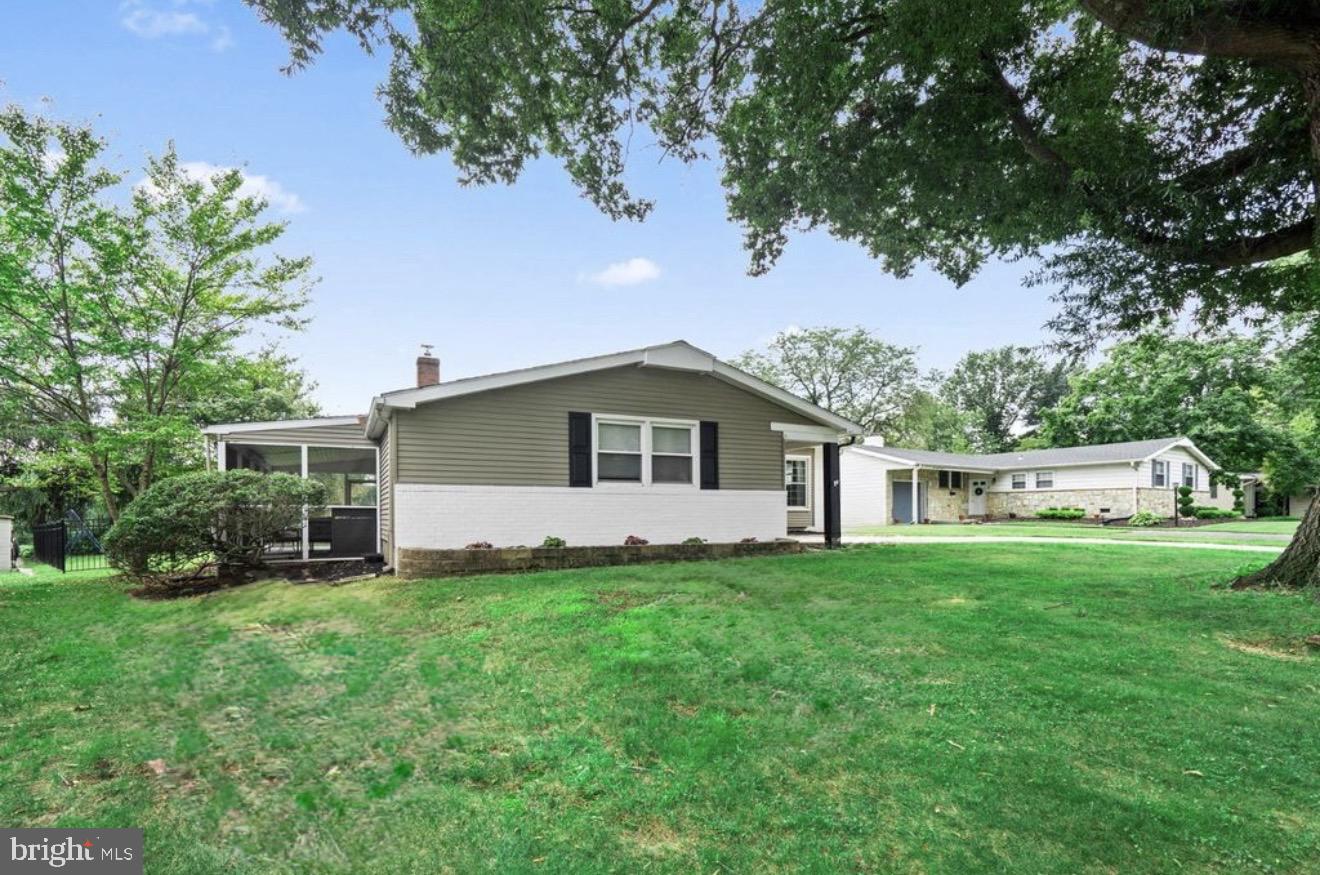 113 RAMBLEWOOD PARKWAY