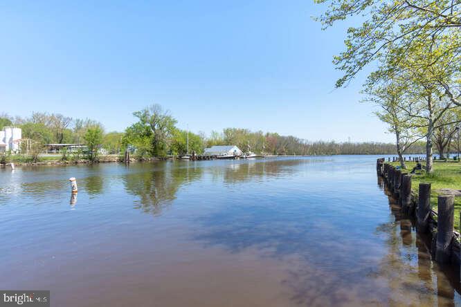 MALLARD LANDING - Residential