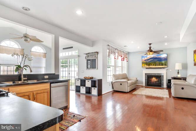 MALLARD LANDING - Residential