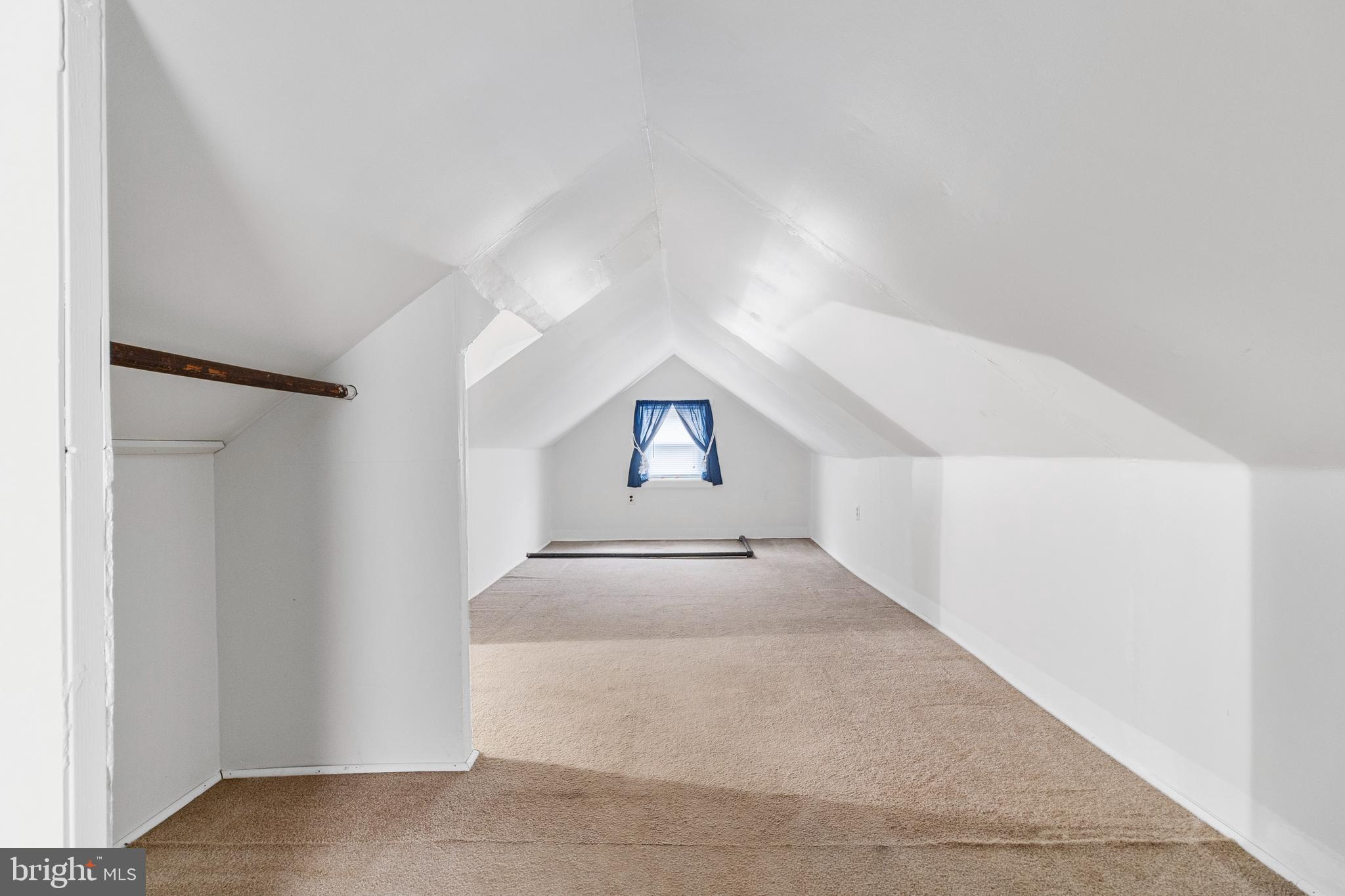 SANSBURY PARK- 1ST ADDN - Residential