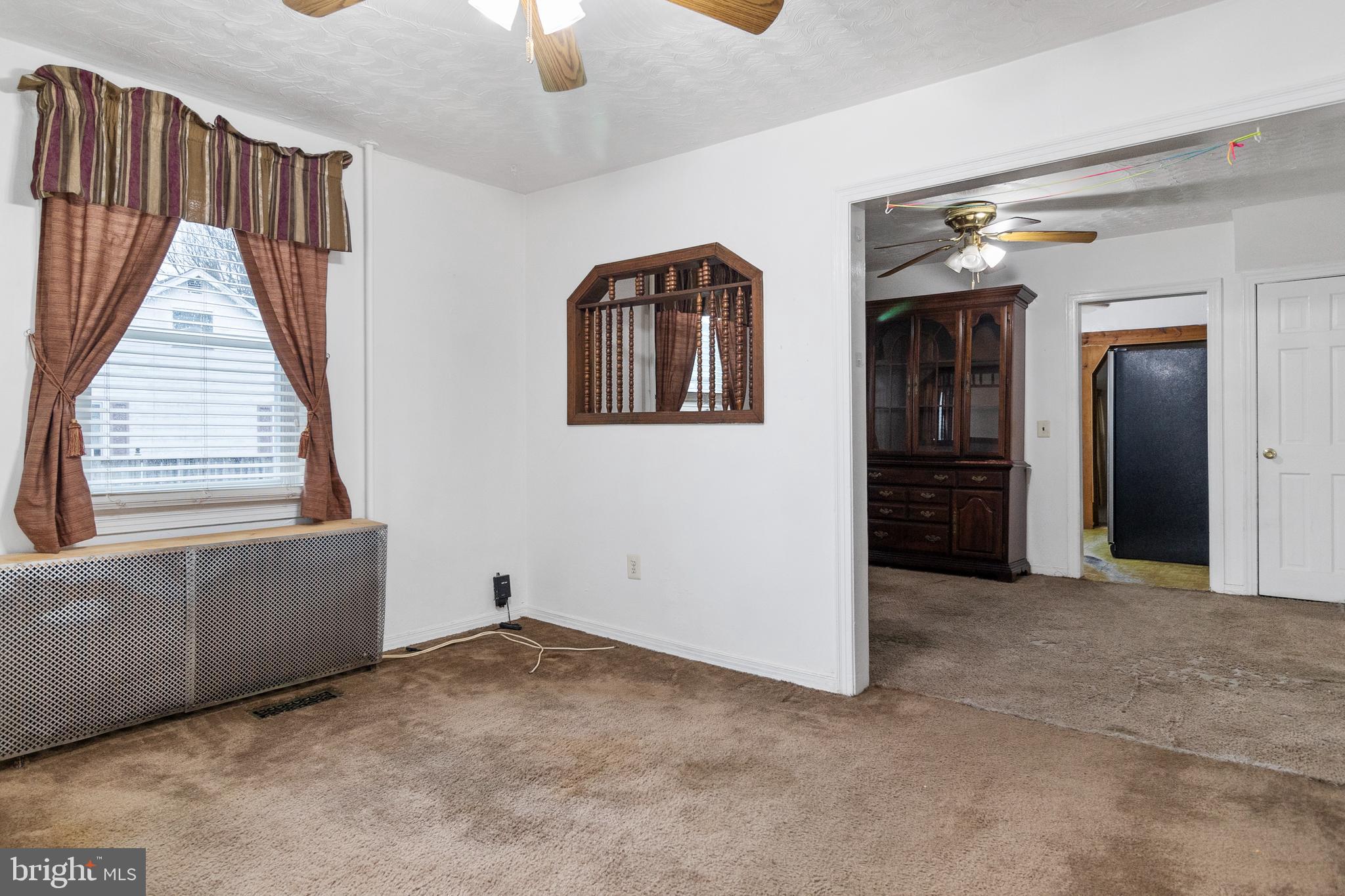 SANSBURY PARK- 1ST ADDN - Residential