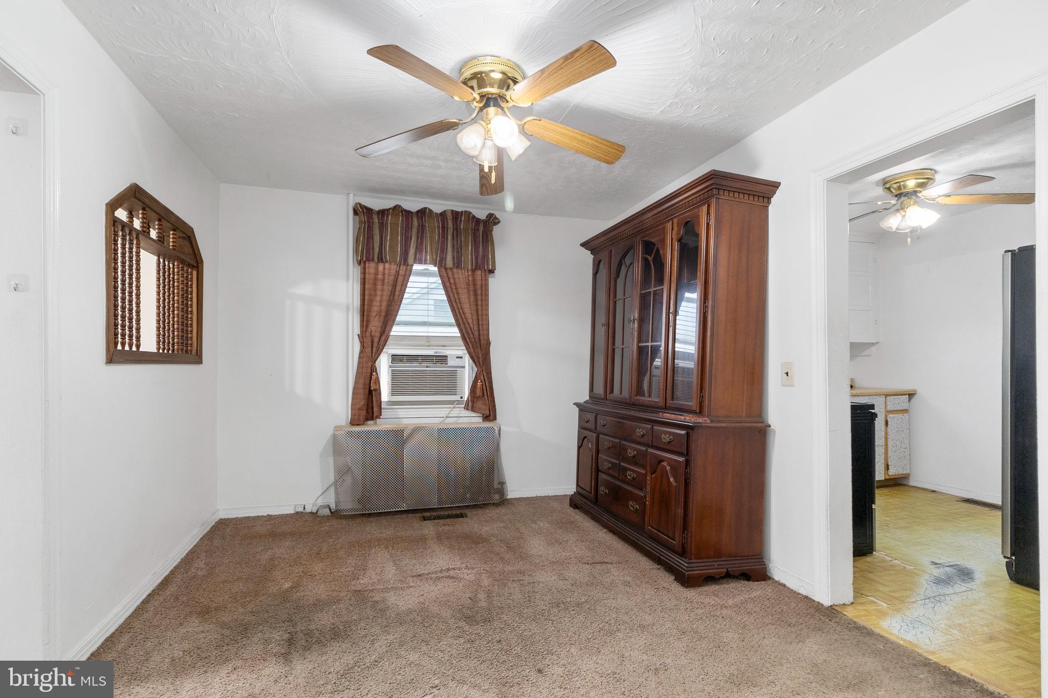 SANSBURY PARK- 1ST ADDN - Residential