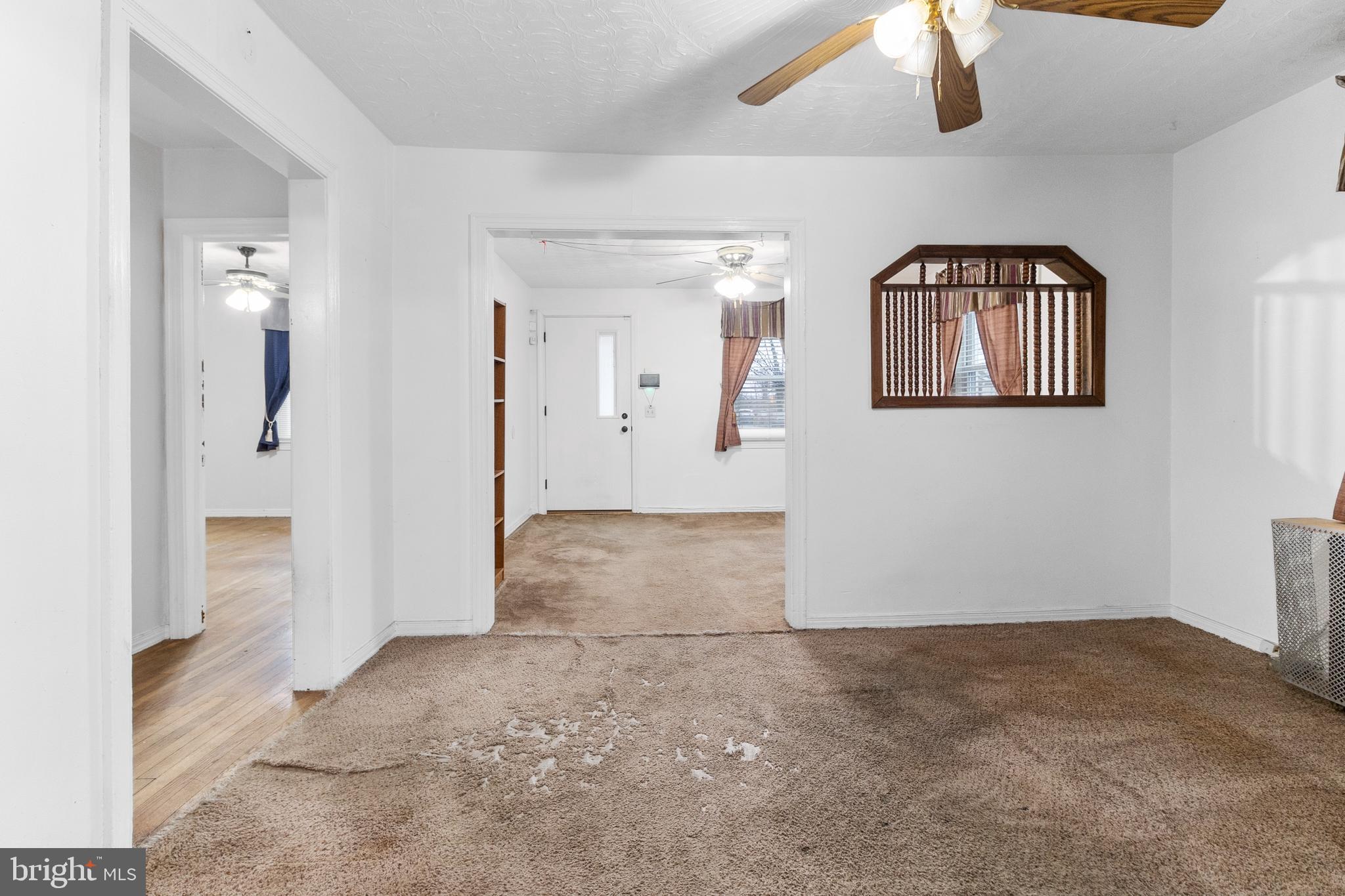 SANSBURY PARK- 1ST ADDN - Residential