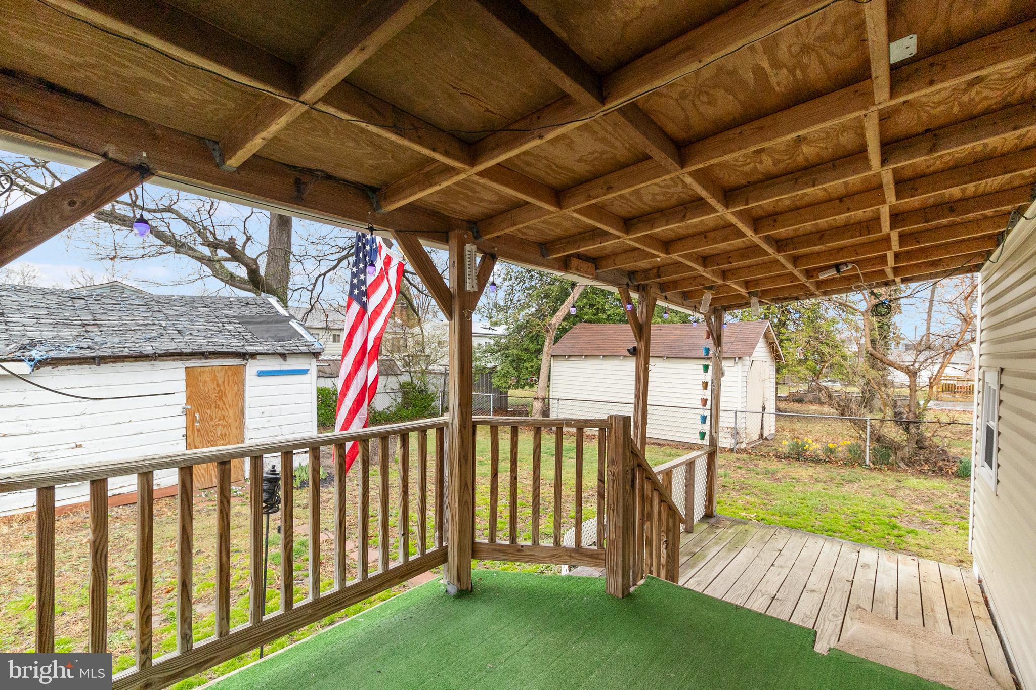 SANSBURY PARK- 1ST ADDN - Residential