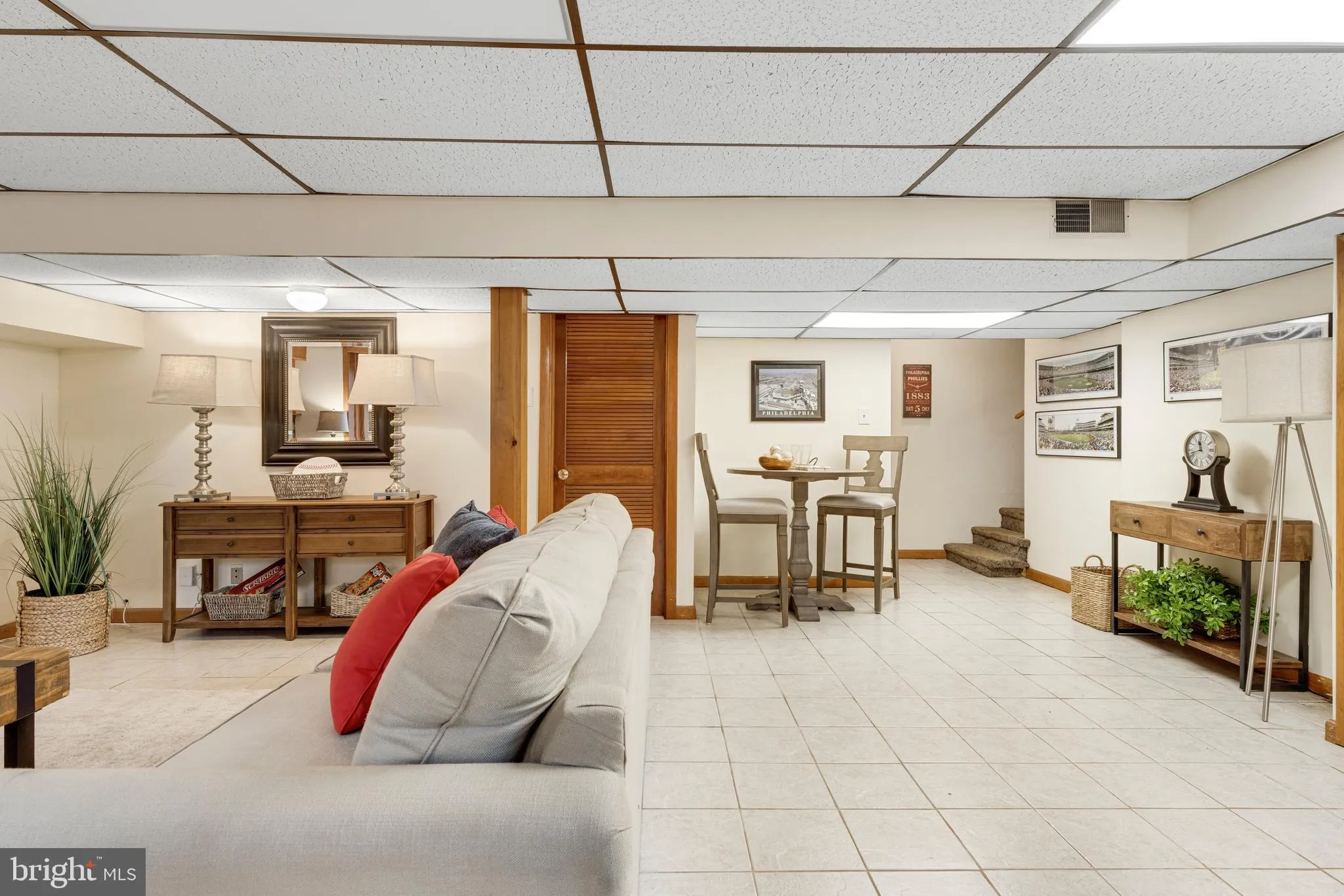 Wallingford, Pennsylvania 19086, United States, 4 Bedrooms Bedrooms, ,4 BathroomsBathrooms,Residential,Active,103964