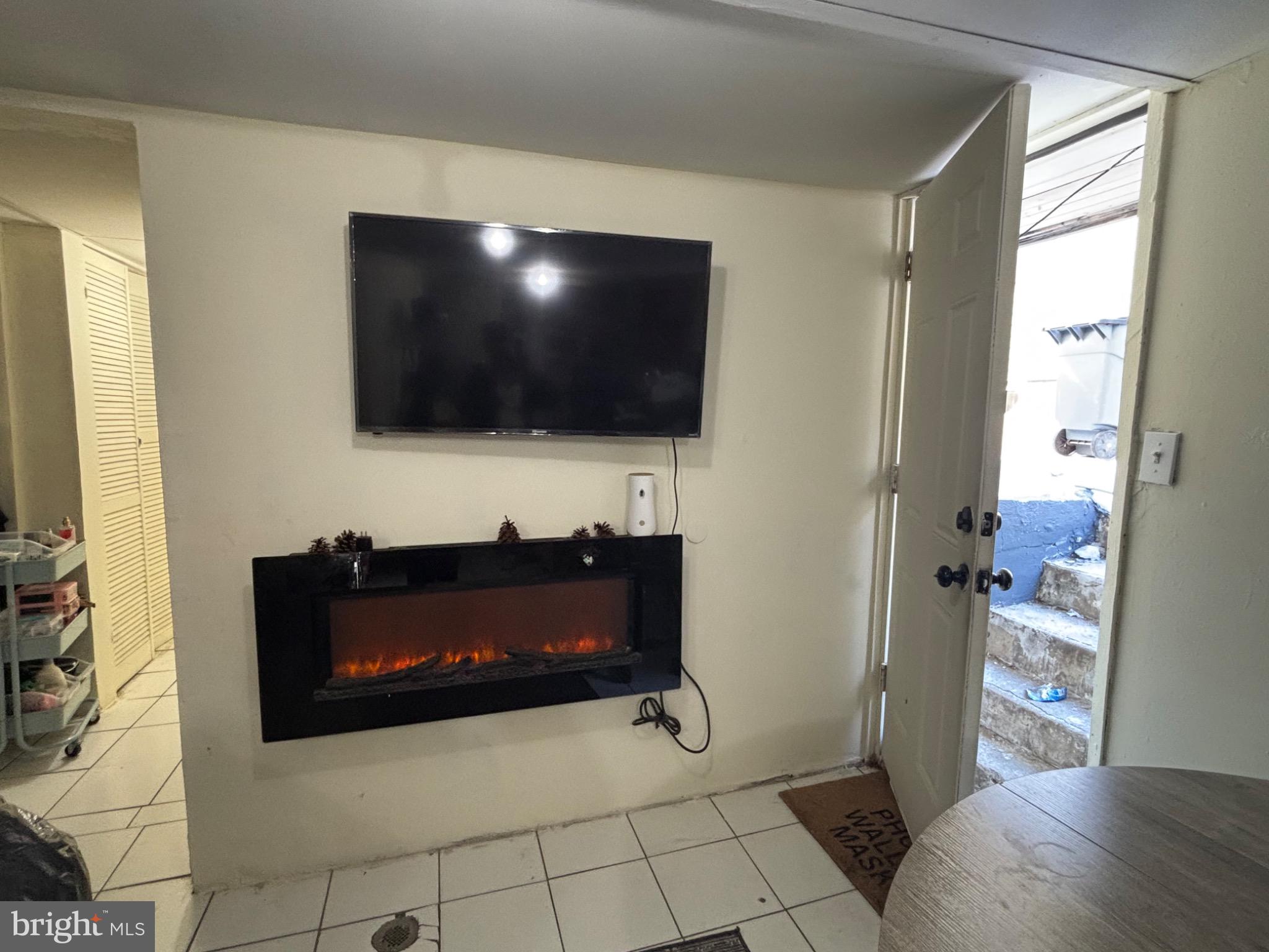 BLUEBIRD - Residential