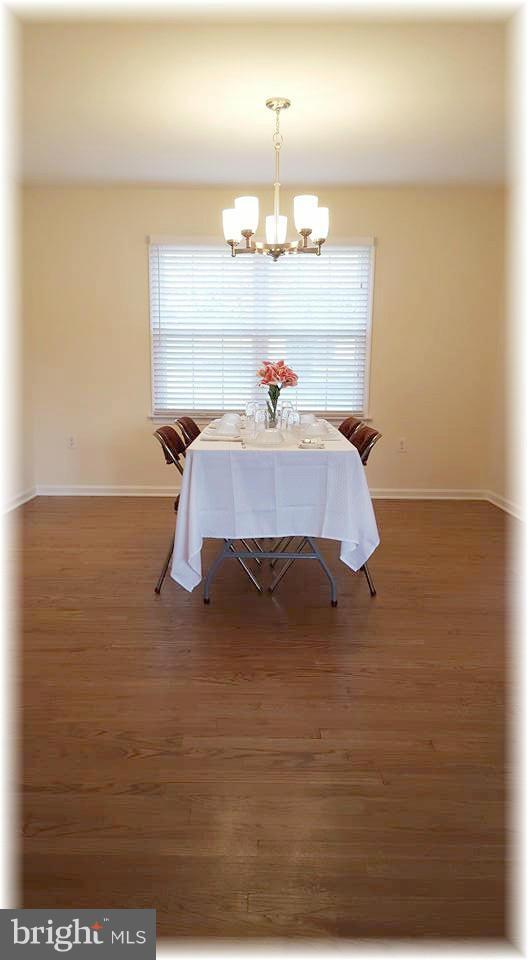 HARFORD HUNT MANOR - Residential