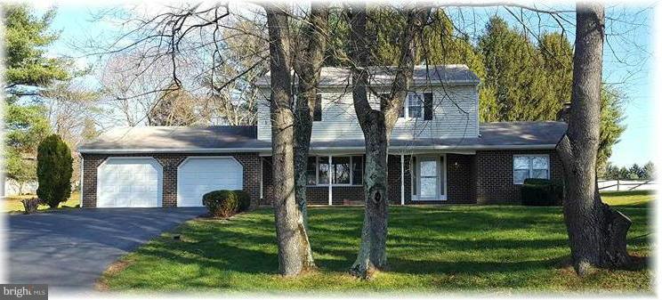 HARFORD HUNT MANOR - Residential