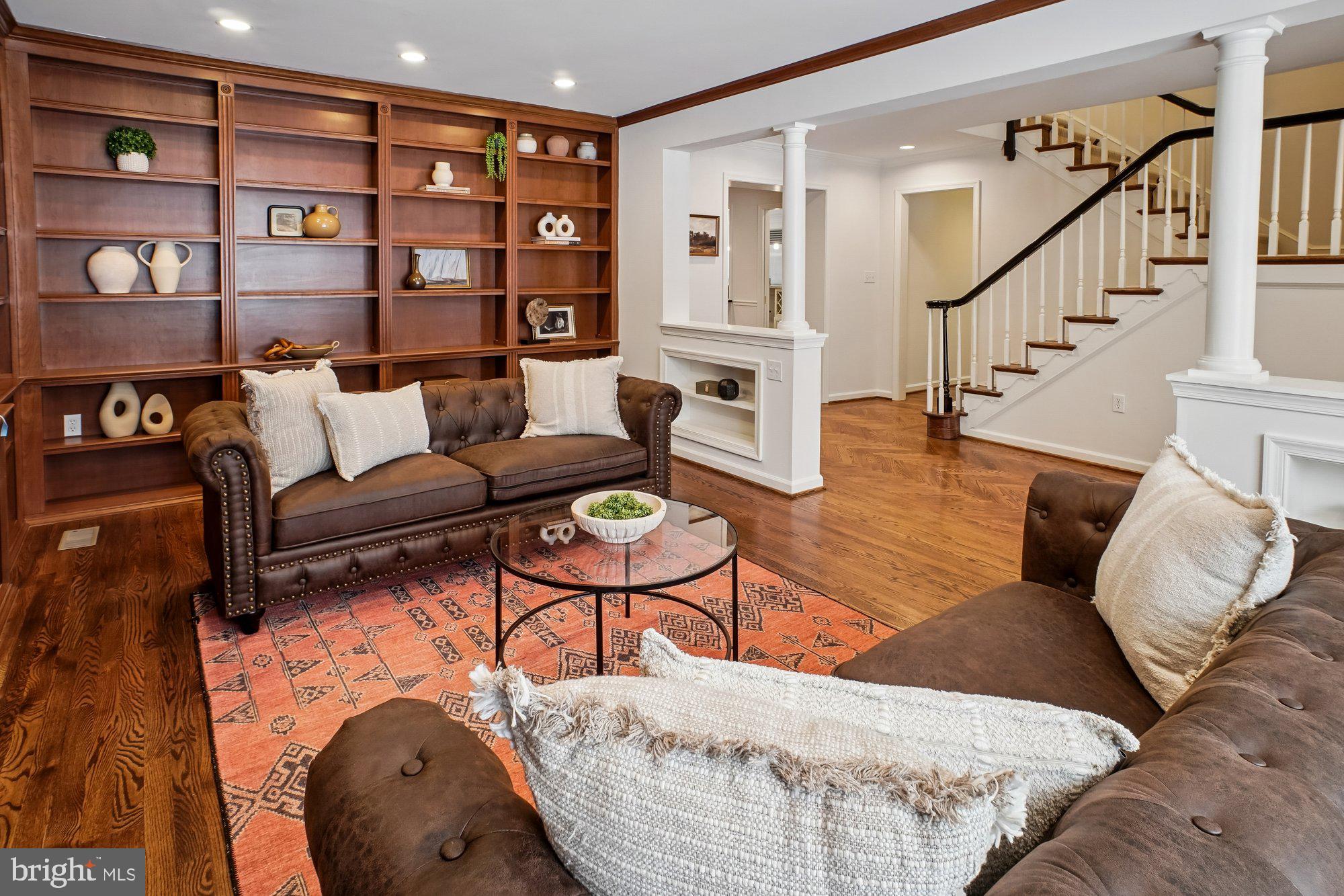 BURNING TREE VALLEY - Residential