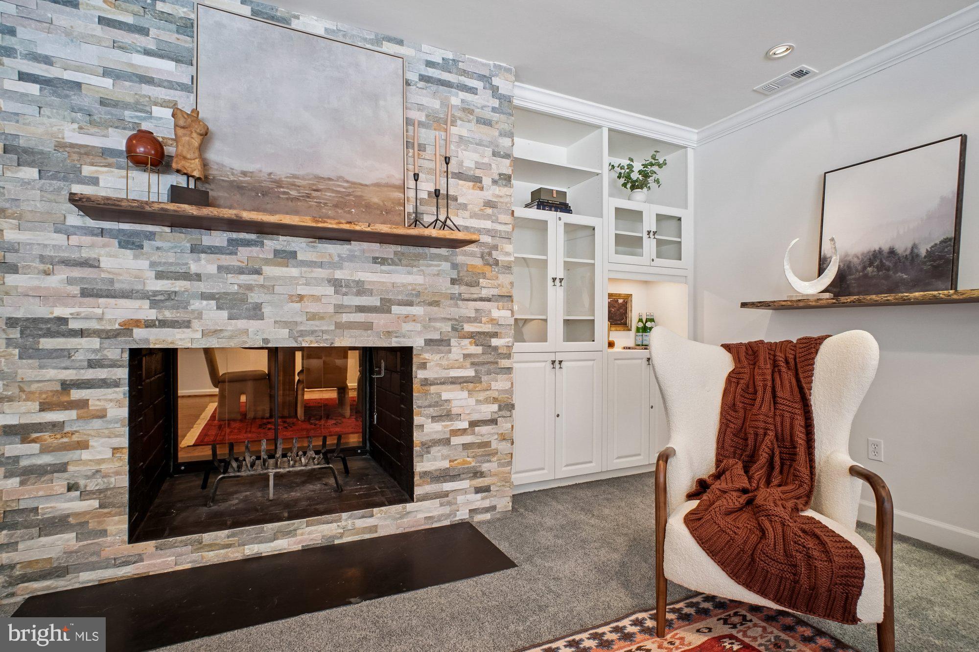 BURNING TREE VALLEY - Residential