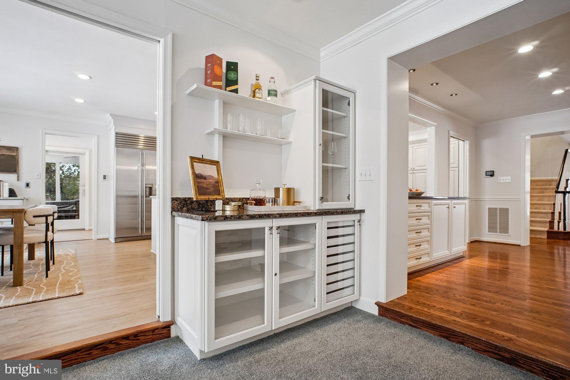 BURNING TREE VALLEY - Residential