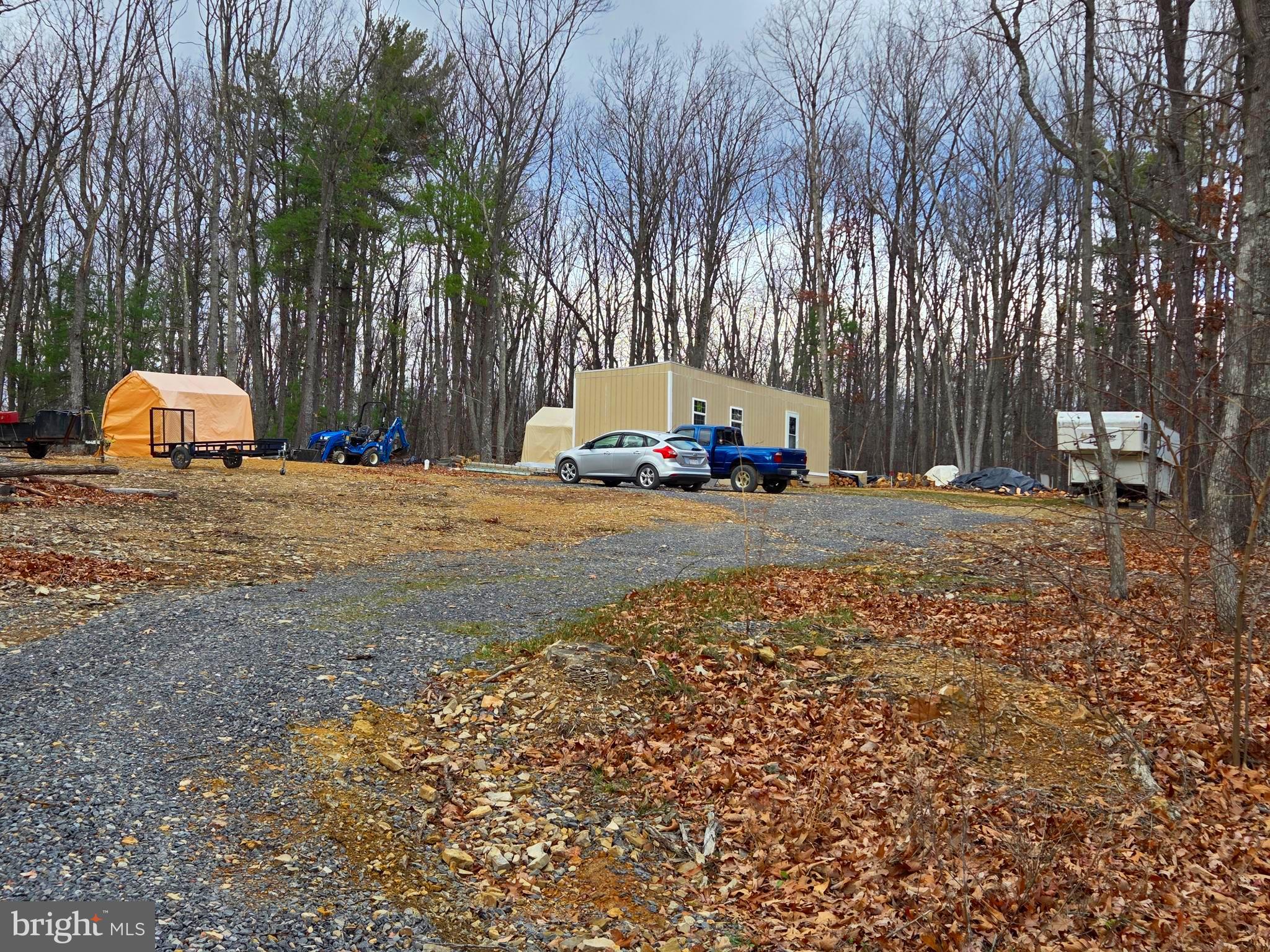 SHERMAN ESTATES - Residential