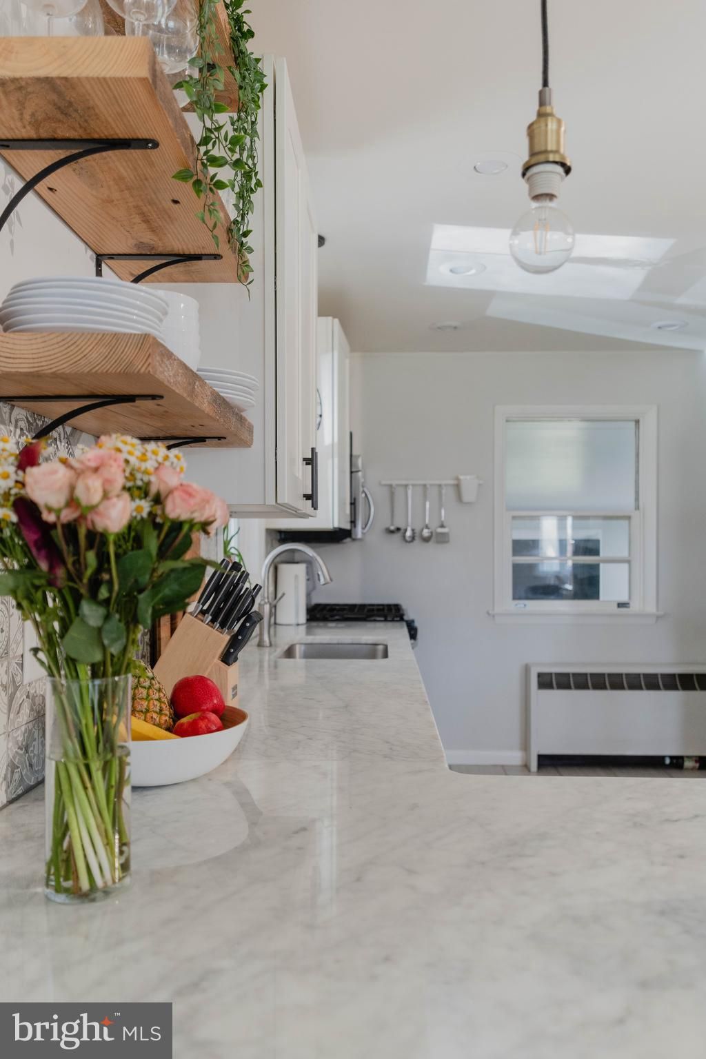 Photo of 40 HIGHLAND DR, LANCASTER, PA 17602 (MLS # PALA2030566)