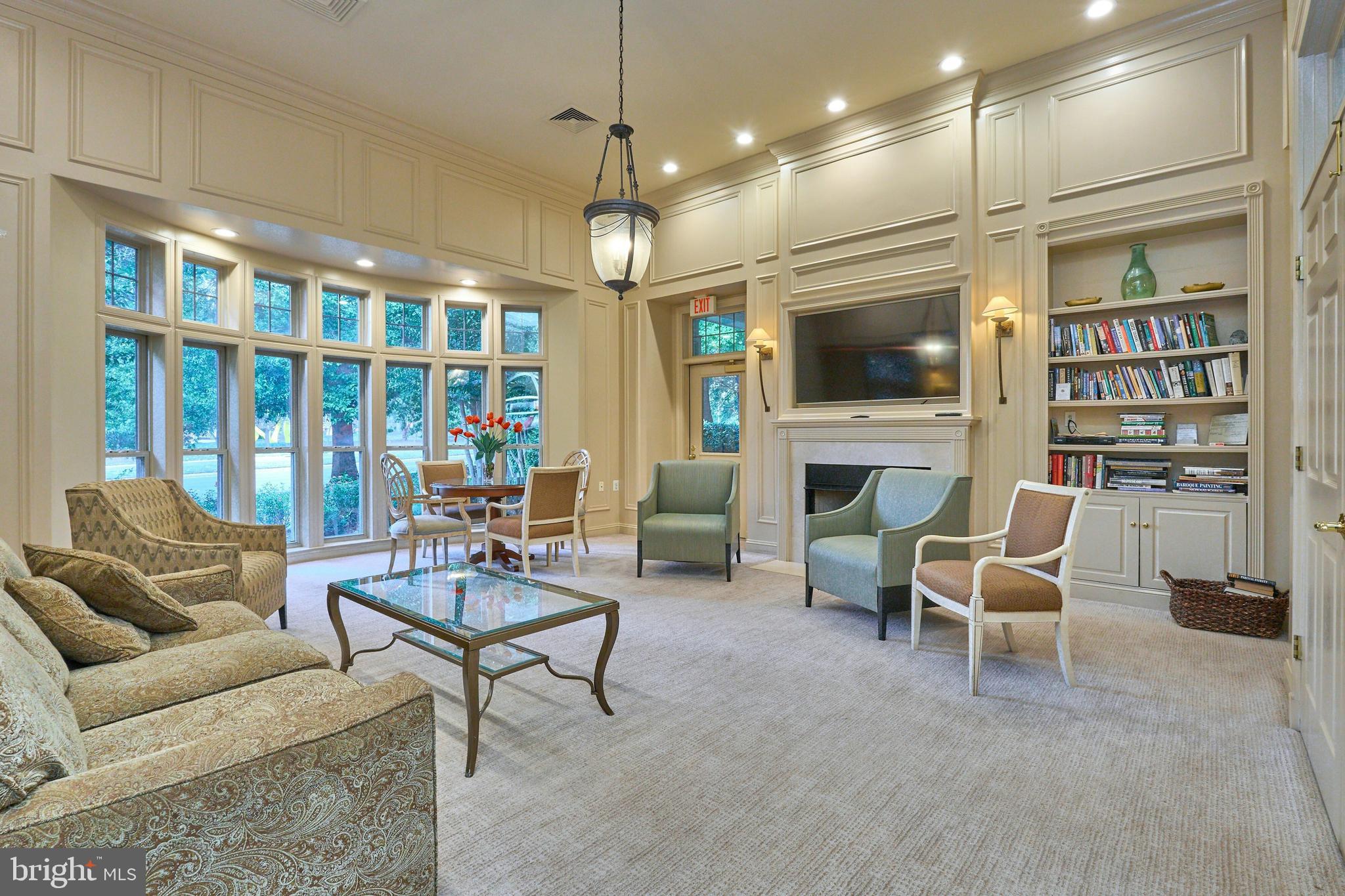 STRATFORD PARK - Residential