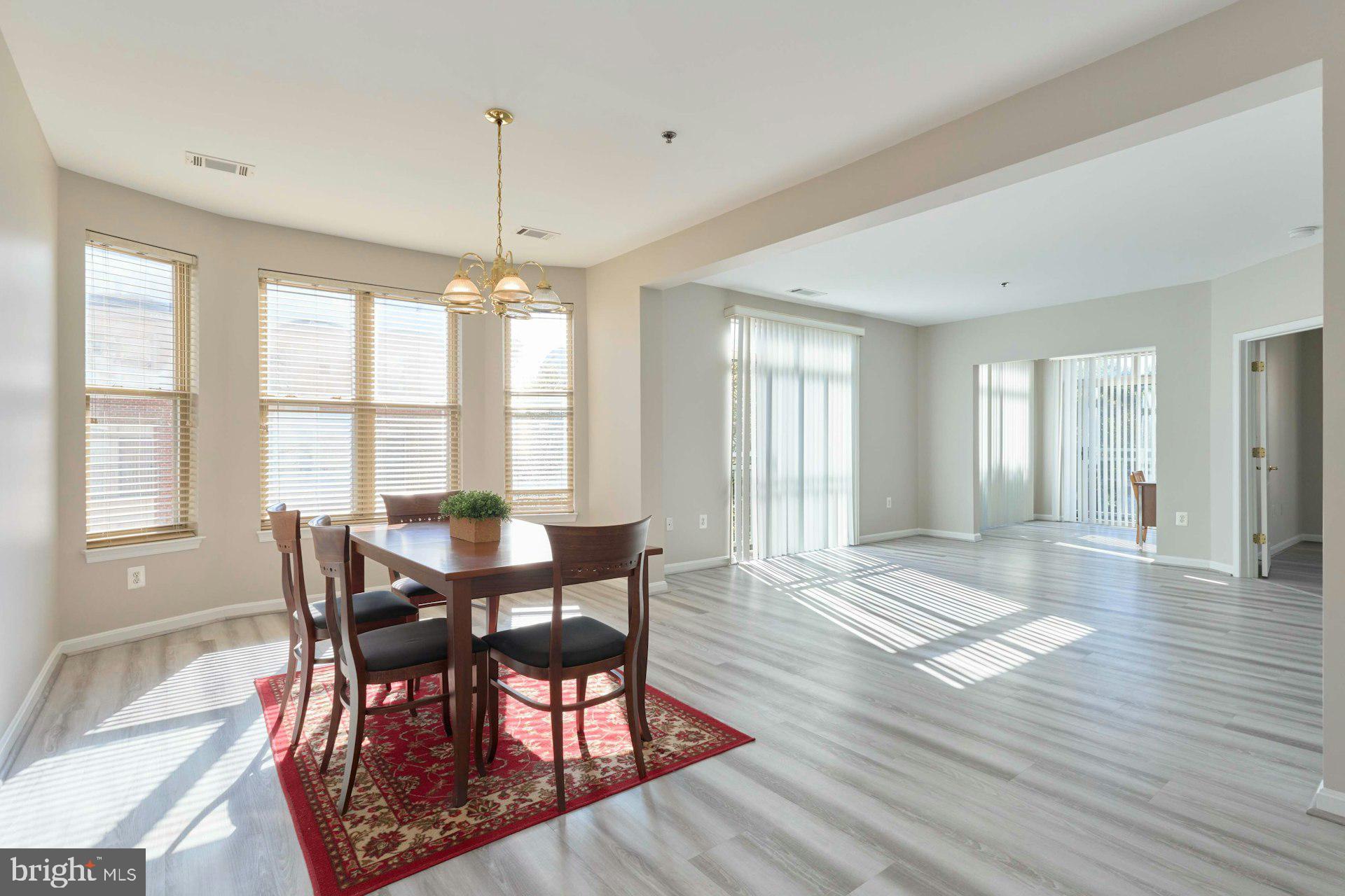 1851 STRATFORD PARK PLACE 212