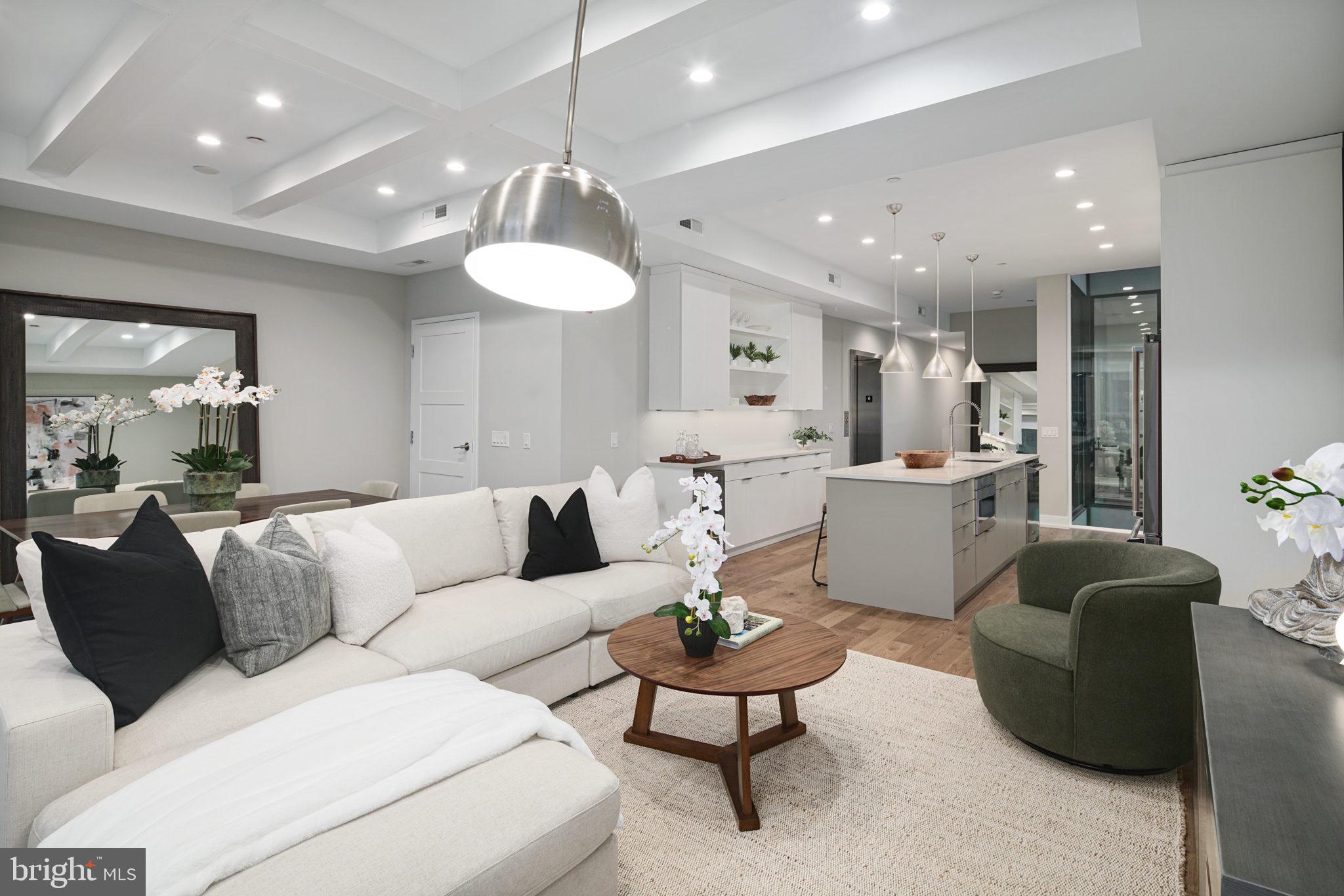 RITTENHOUSE SQUARE - Residential