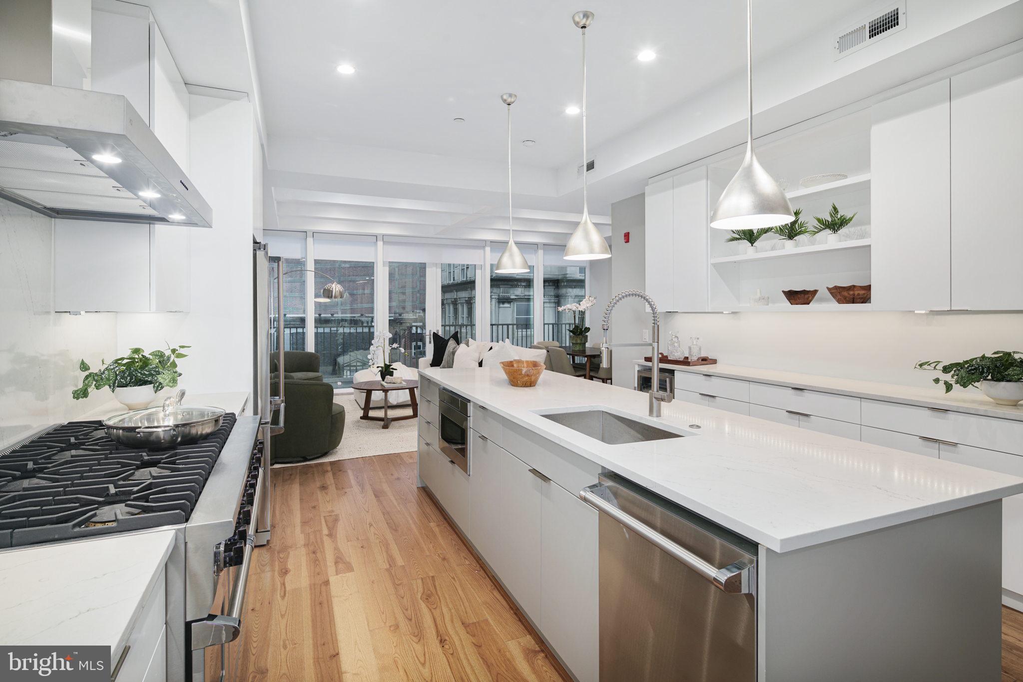 RITTENHOUSE SQUARE - Residential