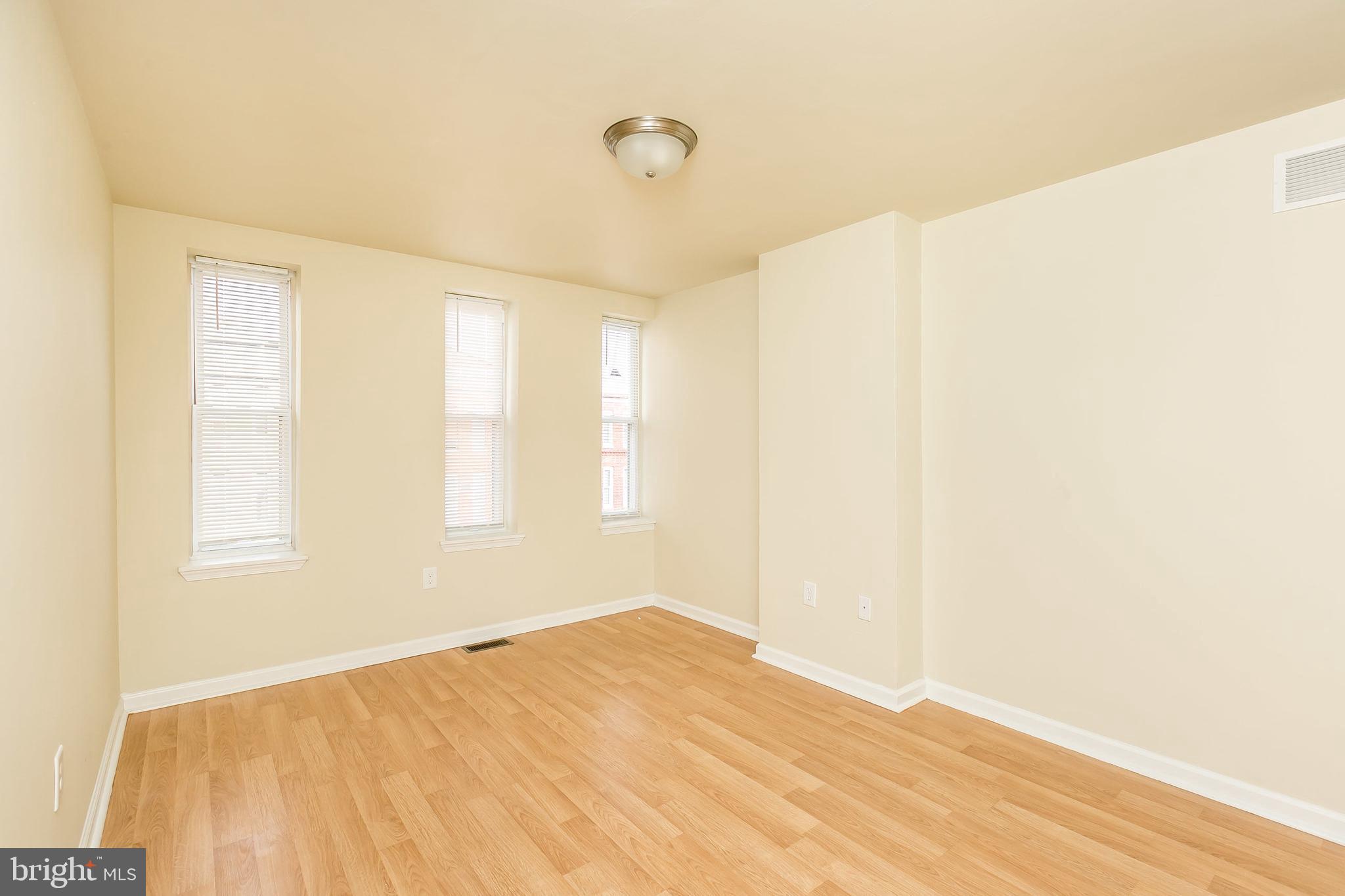 WASHINGTON VILLAGE - Residential