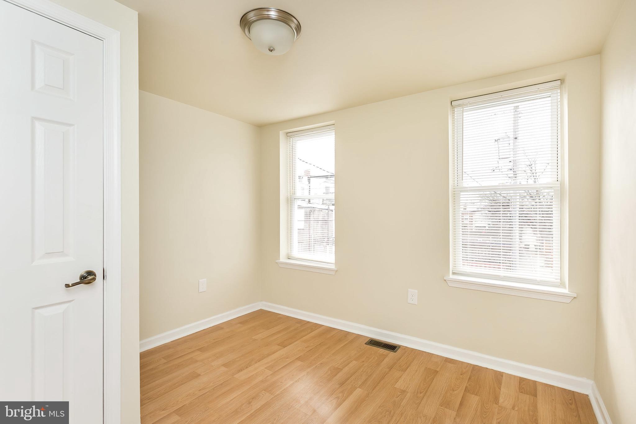 WASHINGTON VILLAGE - Residential