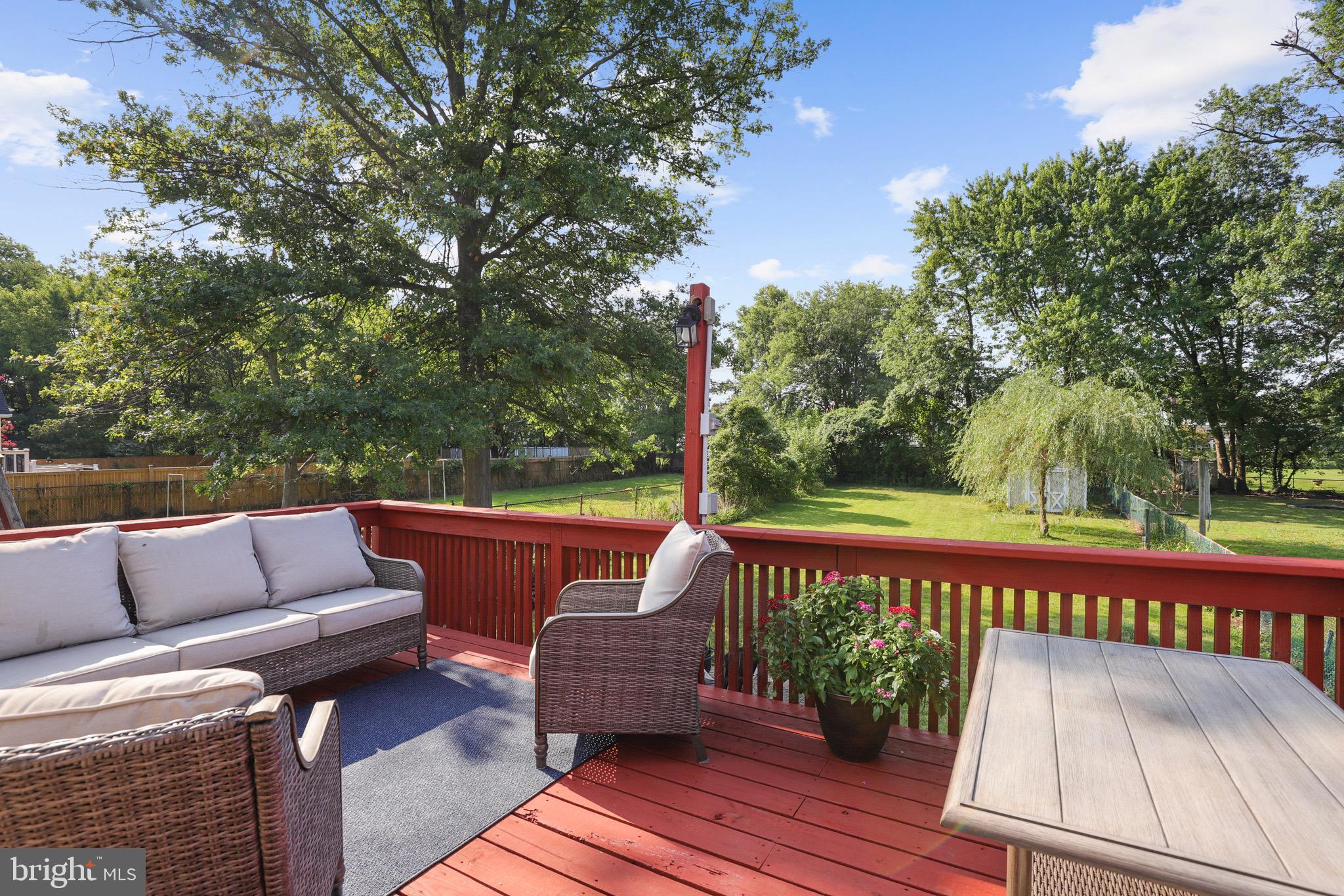 GRINDON LITTLE FARMS - Residential