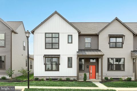 Townhouse For Sale - 106 Madison Drive<br/> Cumberland County, MECHANICSBURG, PA 17055